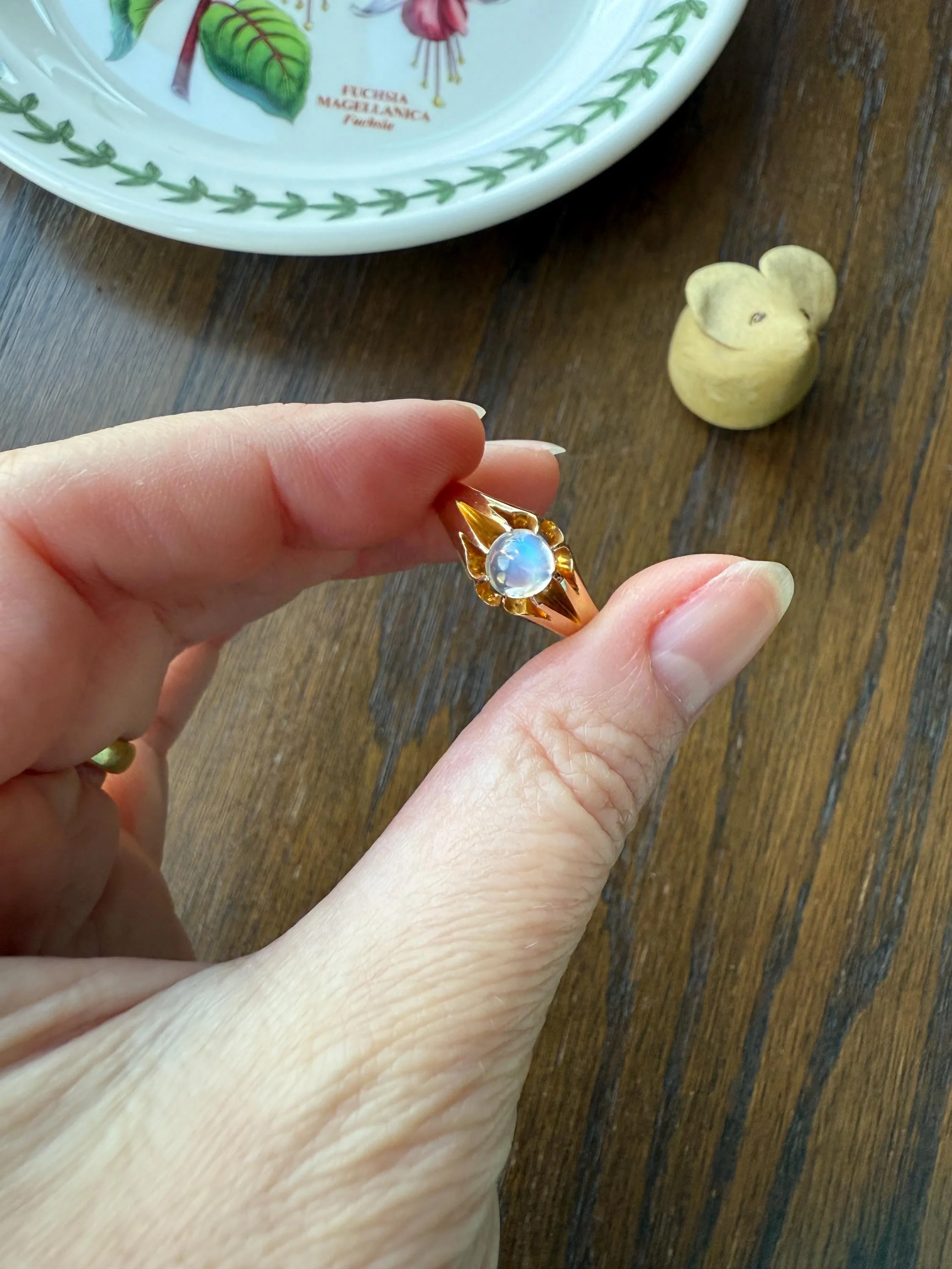 Antique Blue MOONSTONE c1900 Glowing Orb Belcher Buttercup Ring 9k Gold Buttery Band Stacker Victorian Unisex - Image 8