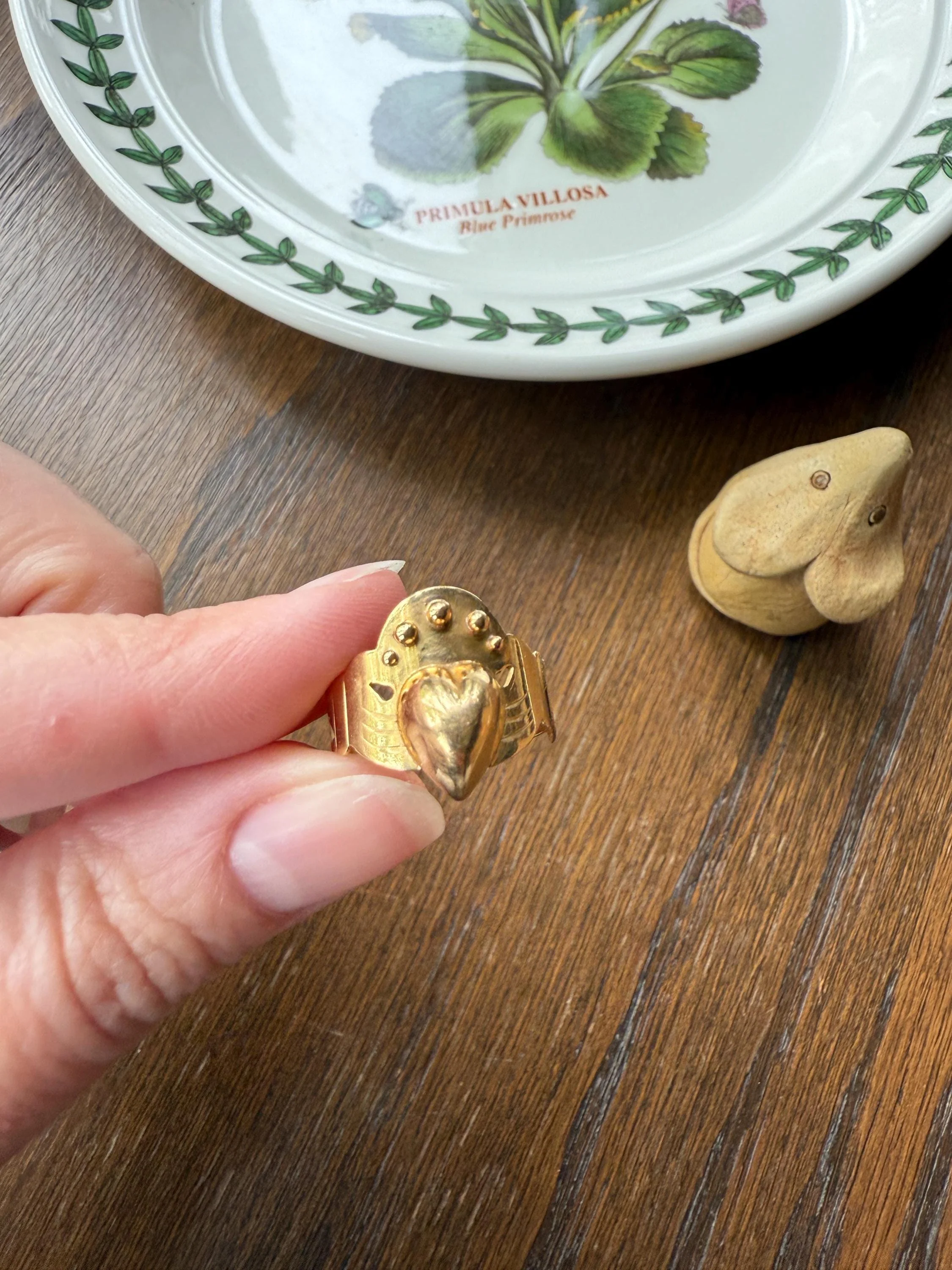 Antique Crowned Puffy Heart Bague de Foi French Regional Ring Fede Hands Ball Rivets 18k GOLD Folk Victorian Wide Band Love Figural - Image 7