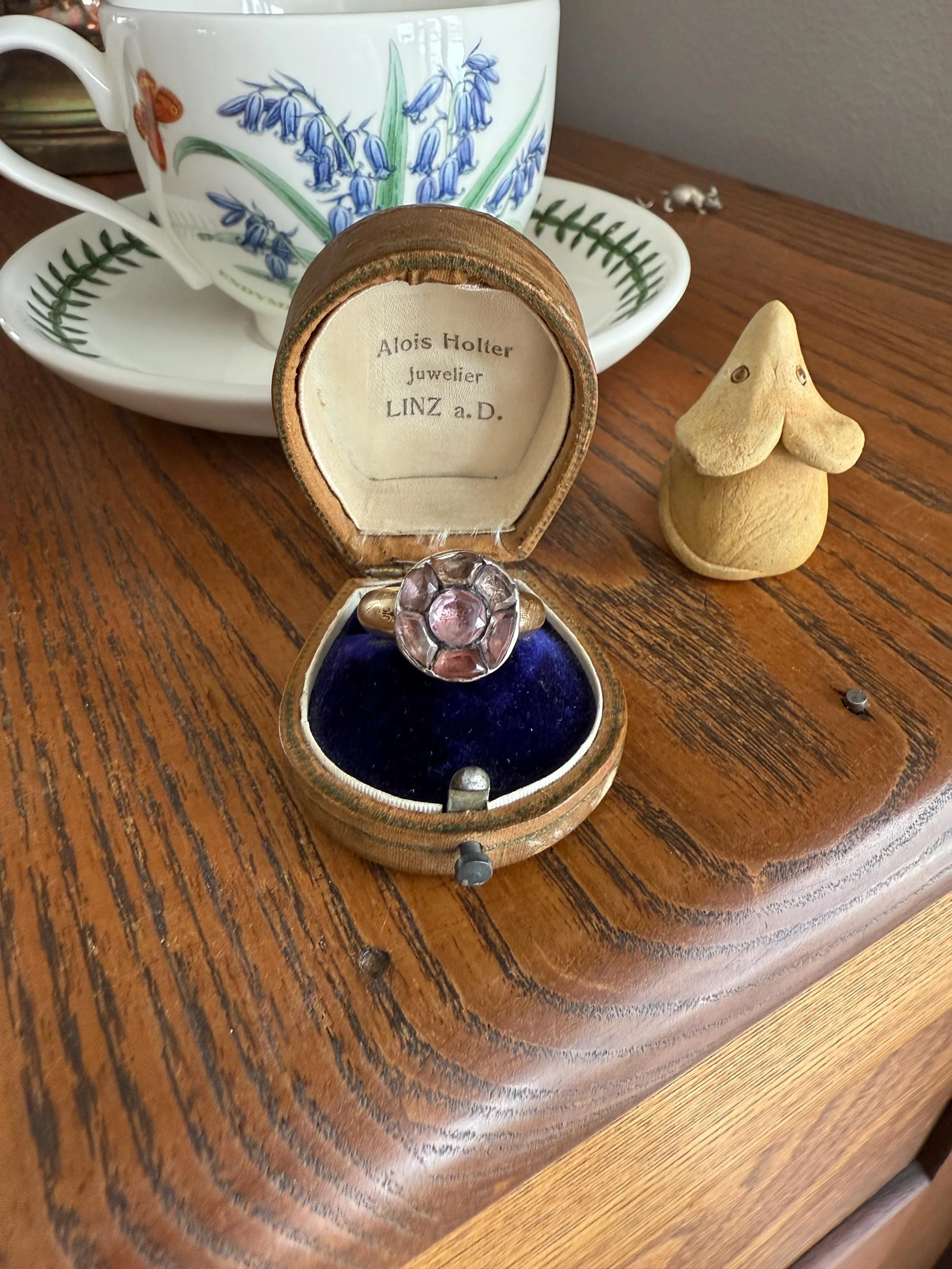 Antique Dated 1820 French Restoration Loyalty Ring Pink Topaz Quartz 18k Gold Engraved Charles Ferdinand Duke Historical Significance Militaria - Image 2