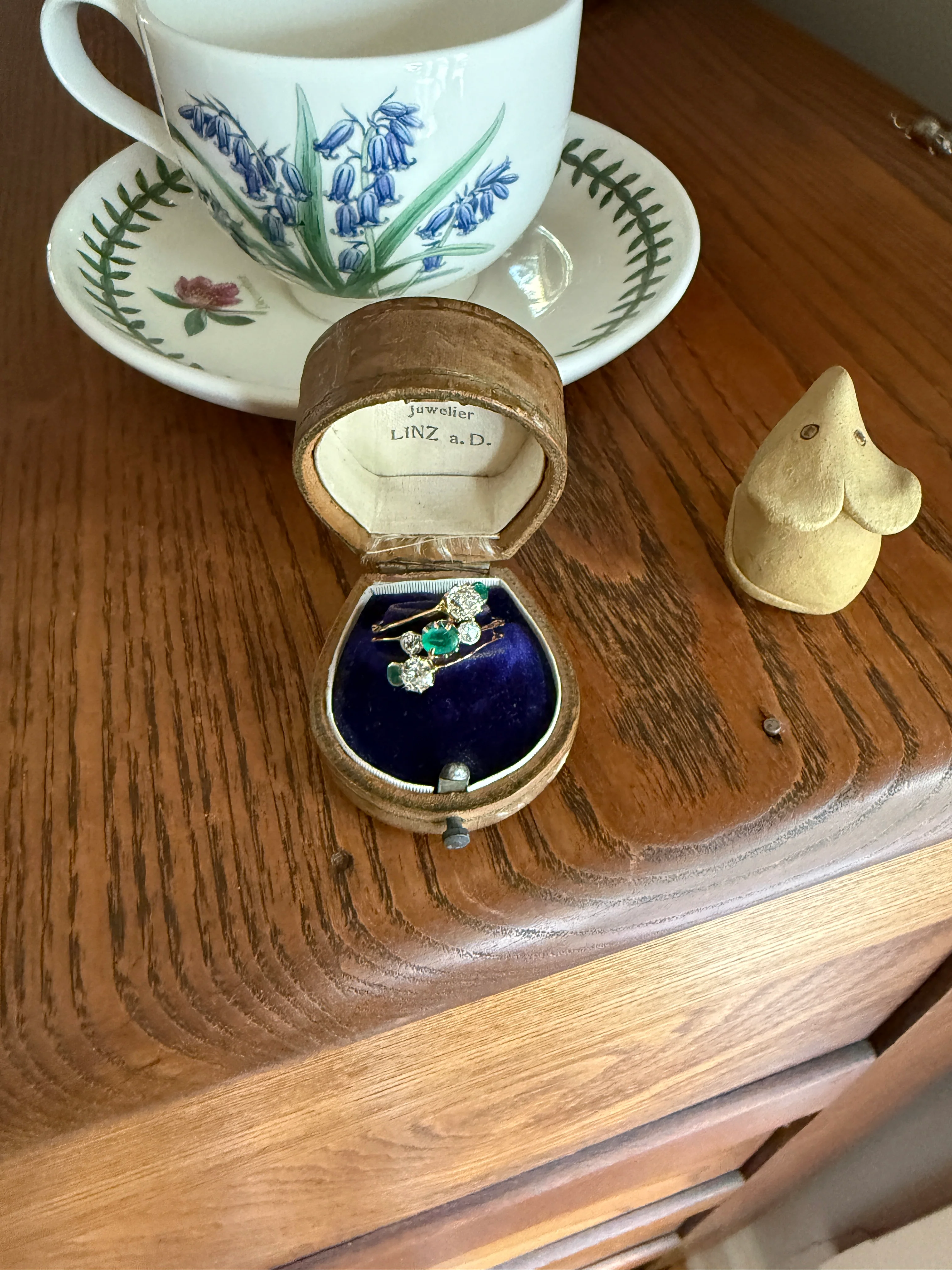 Antique EMERALD 1.4 Carat Old Mine Cut DIAMOND Angled Cluster Ring Chunky Victorian 18k Gold Two Levels Double Bands Green - Image 12