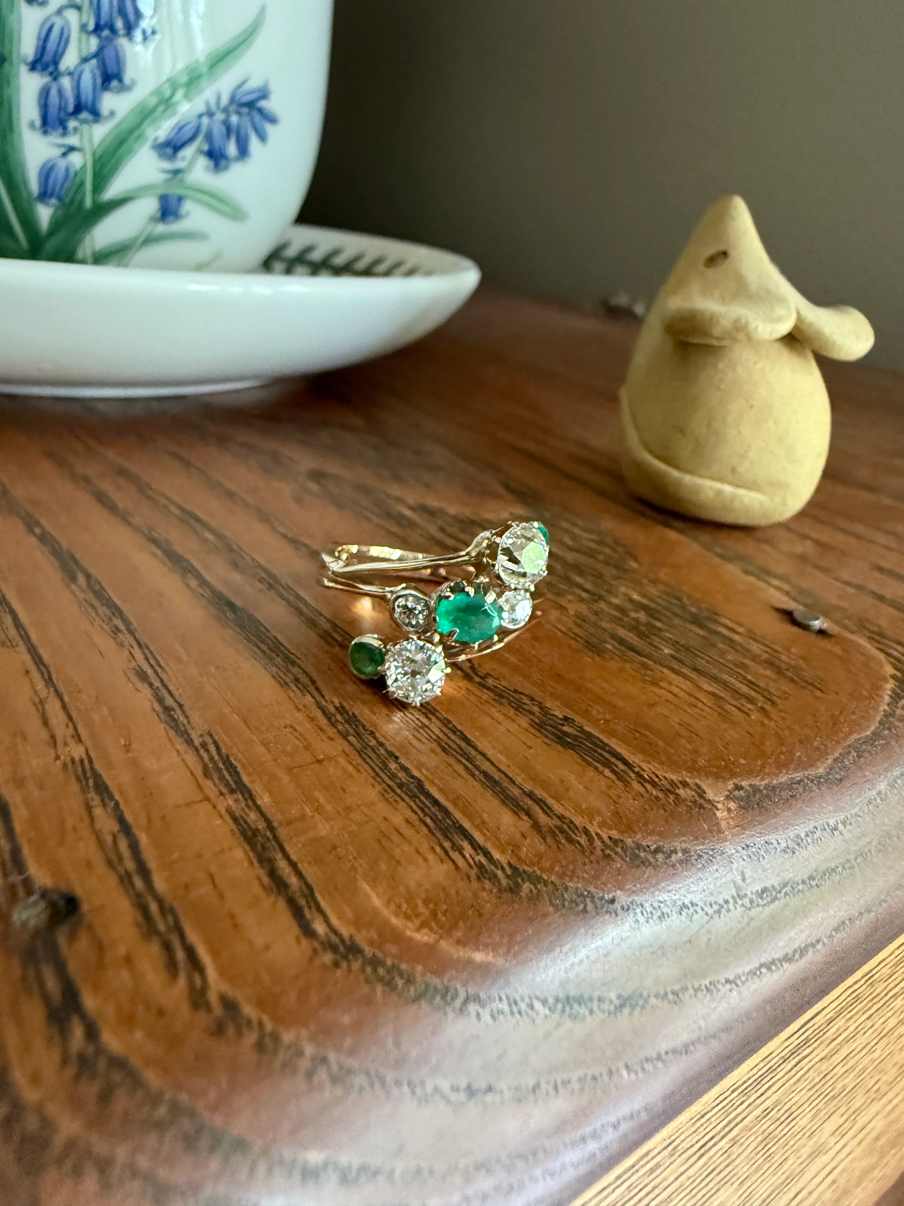 Antique EMERALD 1.4 Carat Old Mine Cut DIAMOND Angled Cluster Ring Chunky Victorian 18k Gold Two Levels Double Bands Green - Image 13