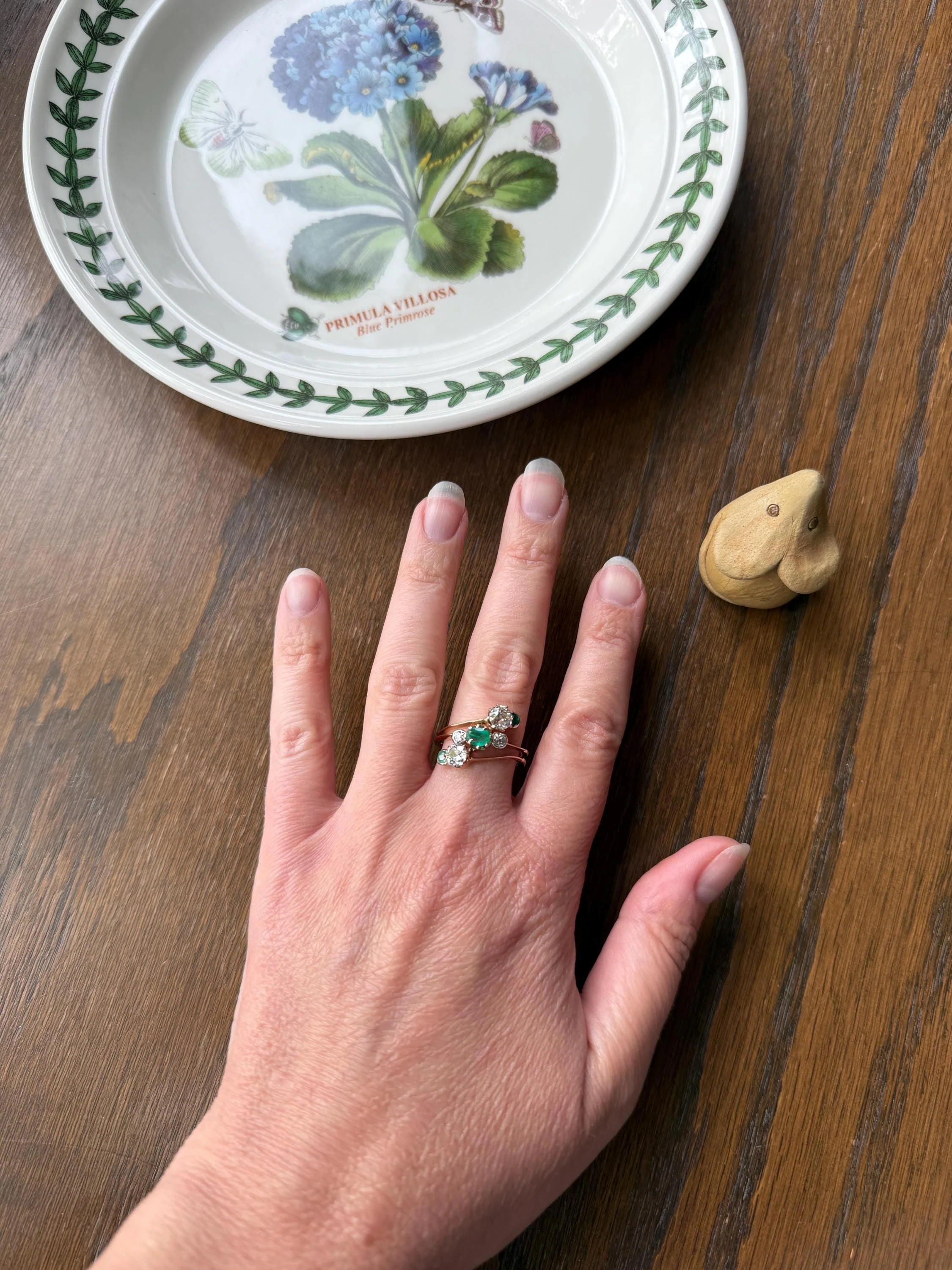 Antique EMERALD 1.4 Carat Old Mine Cut DIAMOND Angled Cluster Ring Chunky Victorian 18k Gold Two Levels Double Bands Green - Image 4