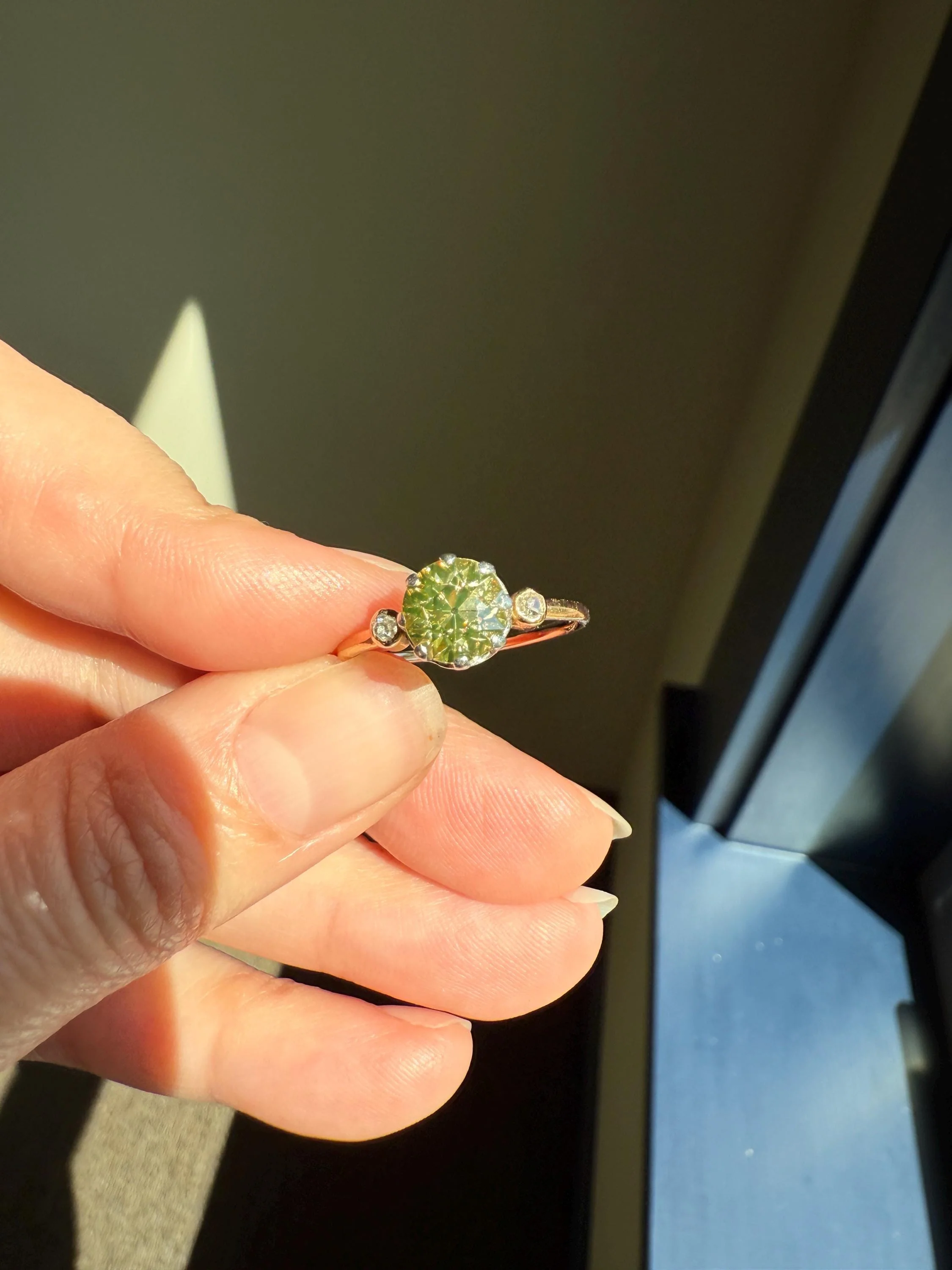 Antique Eye Clean Color Change 1.5 Carat Antique Fancy Champagne Green Yellow Old Mine Cut DIAMOND Solitaire Ring Three Stone 18k Gold - Image 11