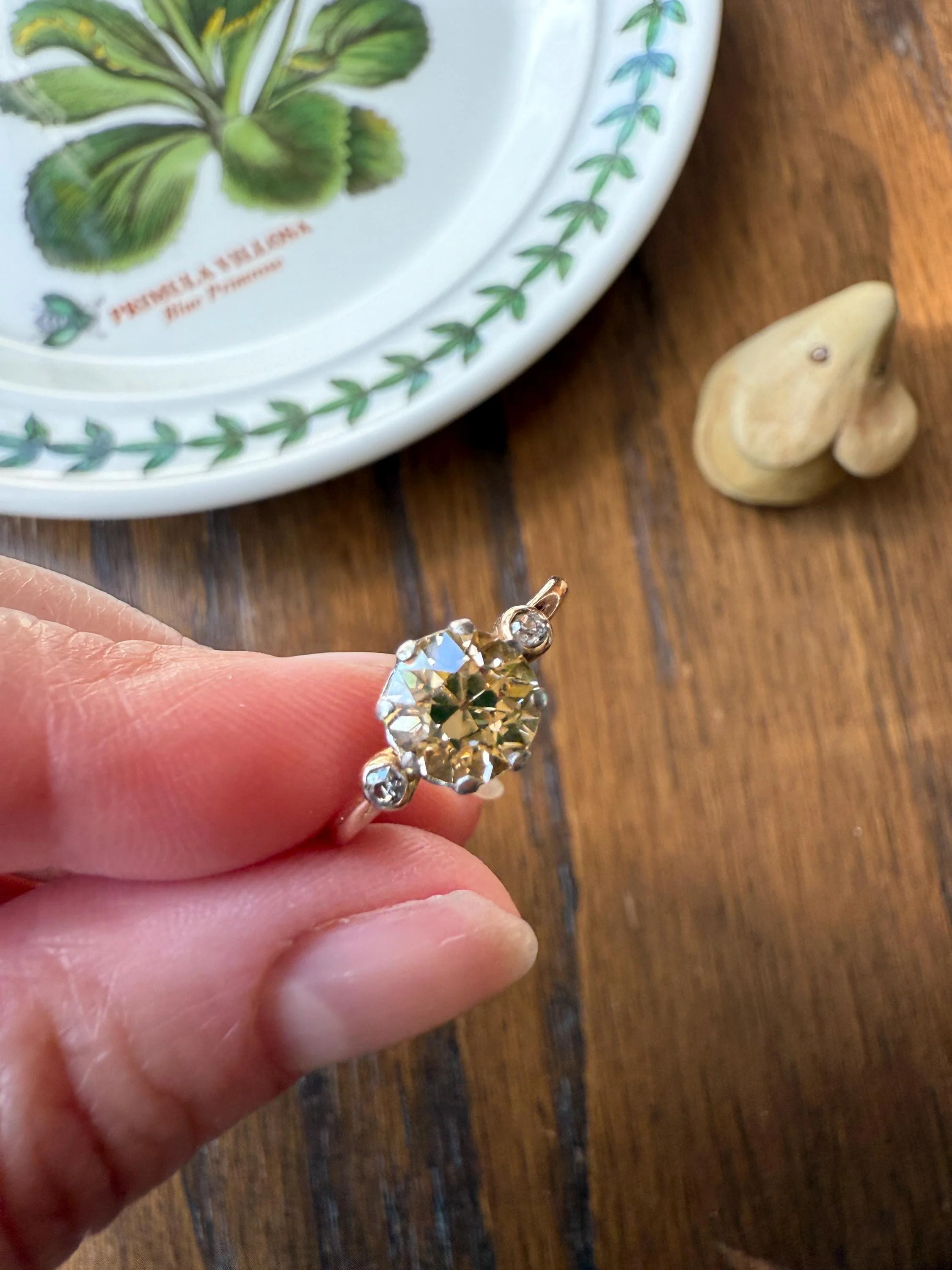 Antique Eye Clean Color Change 1.5 Carat Antique Fancy Champagne Green Yellow Old Mine Cut DIAMOND Solitaire Ring Three Stone 18k Gold - Image 2