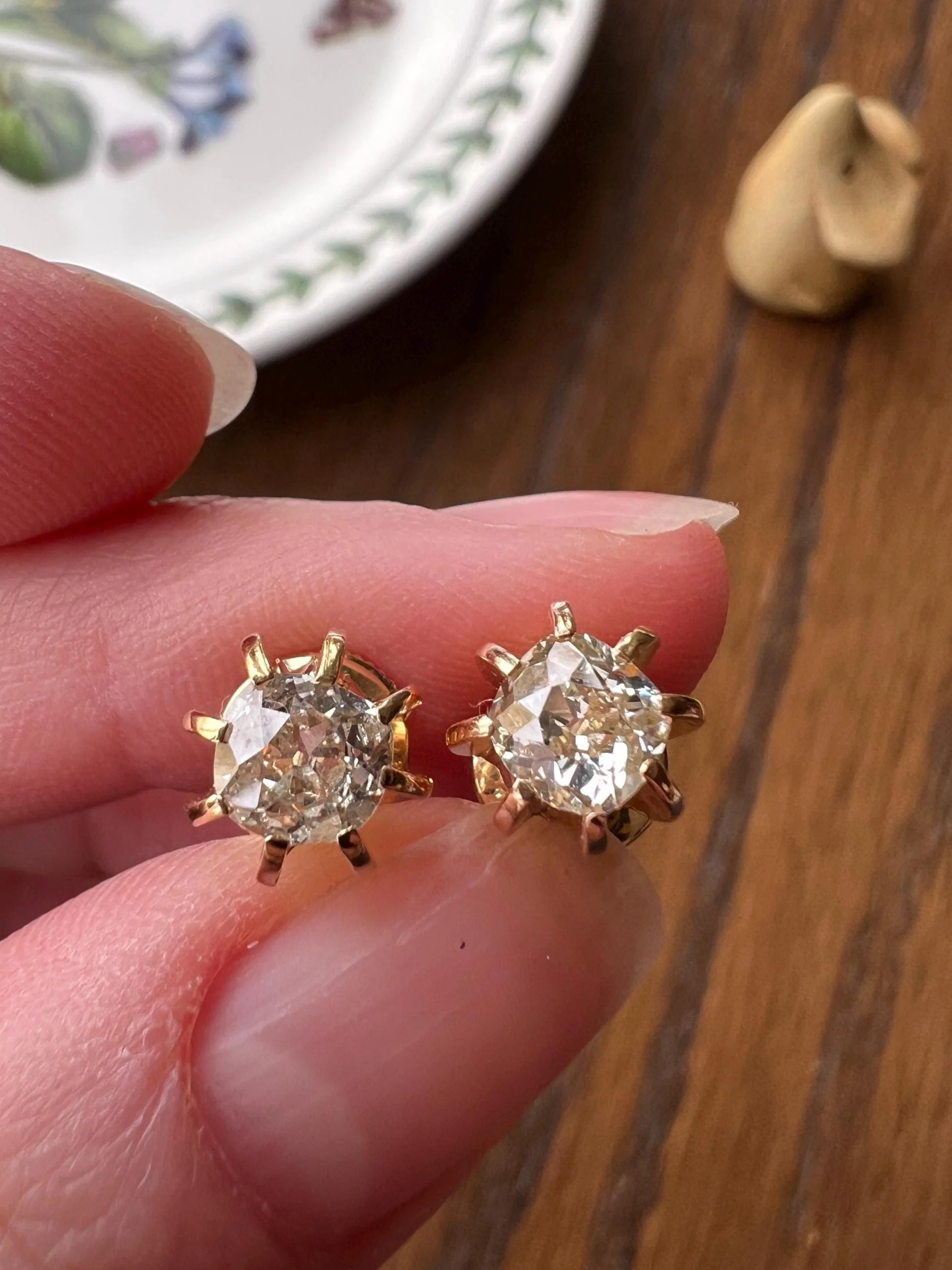 Antique Eye Clean One Carat Tdw Cushion Old Mine Cut DIAMOND Prong Stud Earrings French 18k Gold