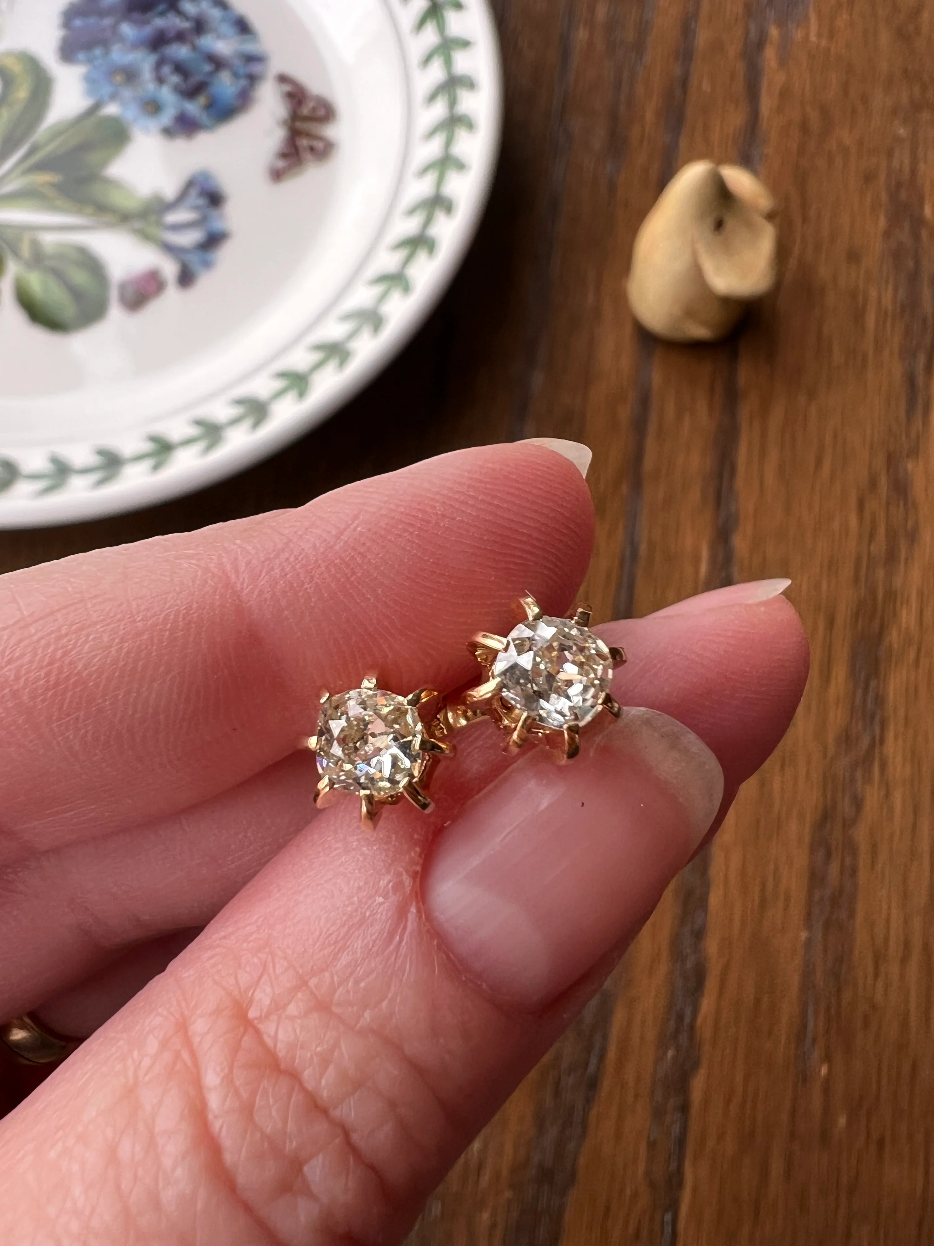 Antique Eye Clean One Carat Tdw Cushion Old Mine Cut DIAMOND Prong Stud Earrings French 18k Gold - Image 13