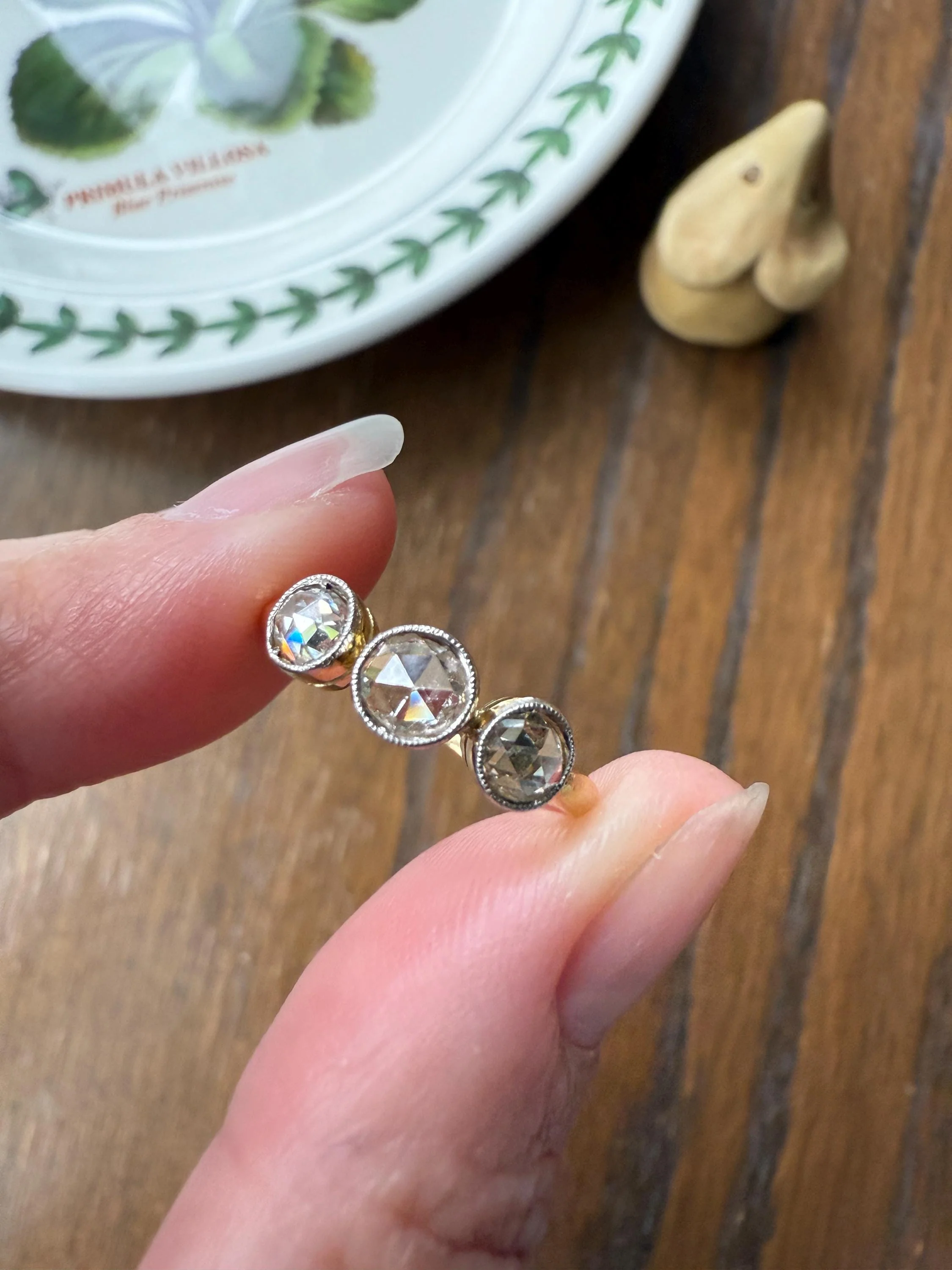 Antique Eye Clean Rose Cut DIAMOND Three Stone Ring Stackable Band Open Back 18k Gold Bezel Set - Image 3