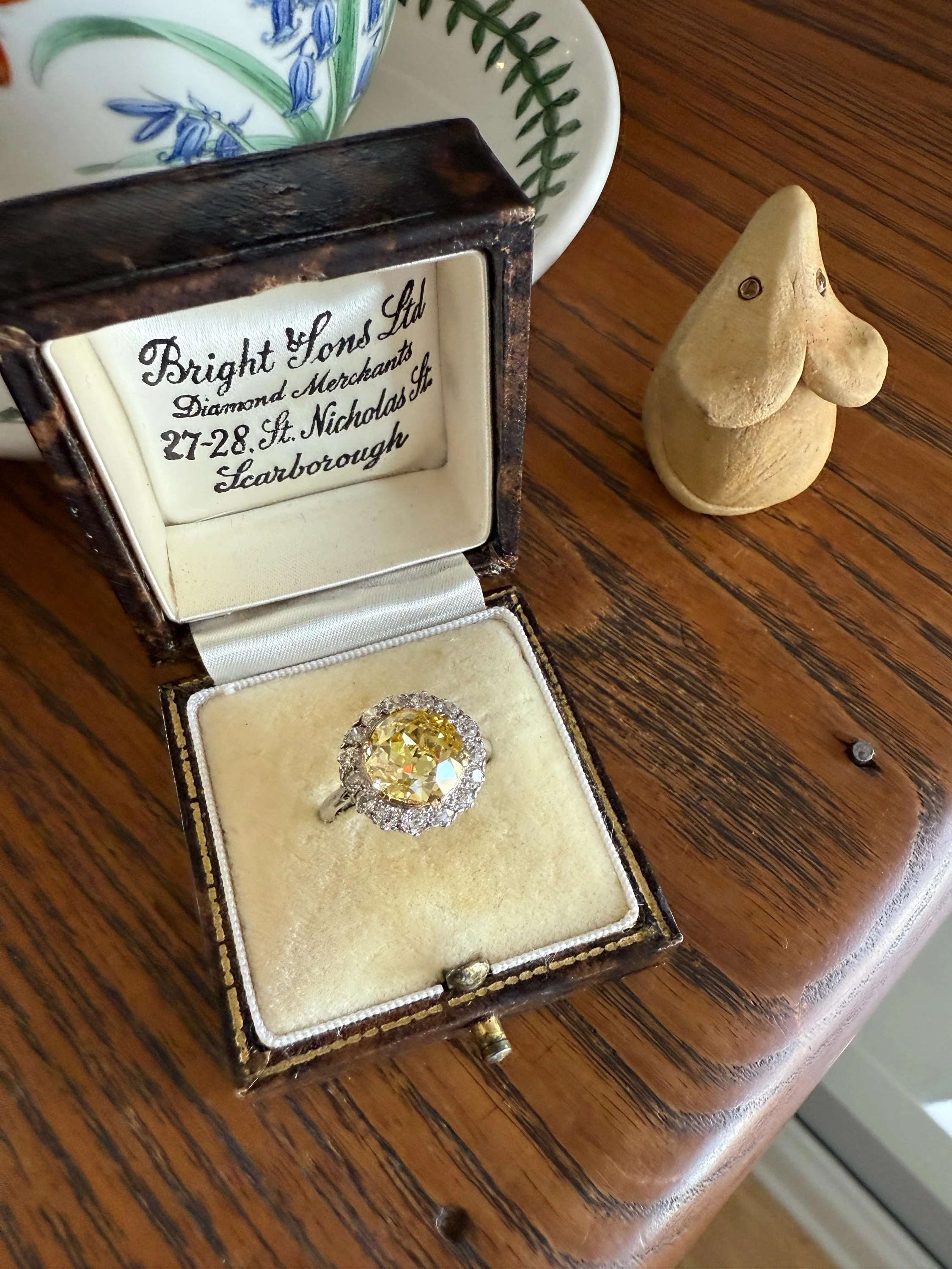 ANTIQUE Fancy Canary Yellow 2.9 Carat Old Mine Cut Diamond Colorless OMC Halo 3.65Ctw Cluster Ring Edwardian Platinum - Image 3