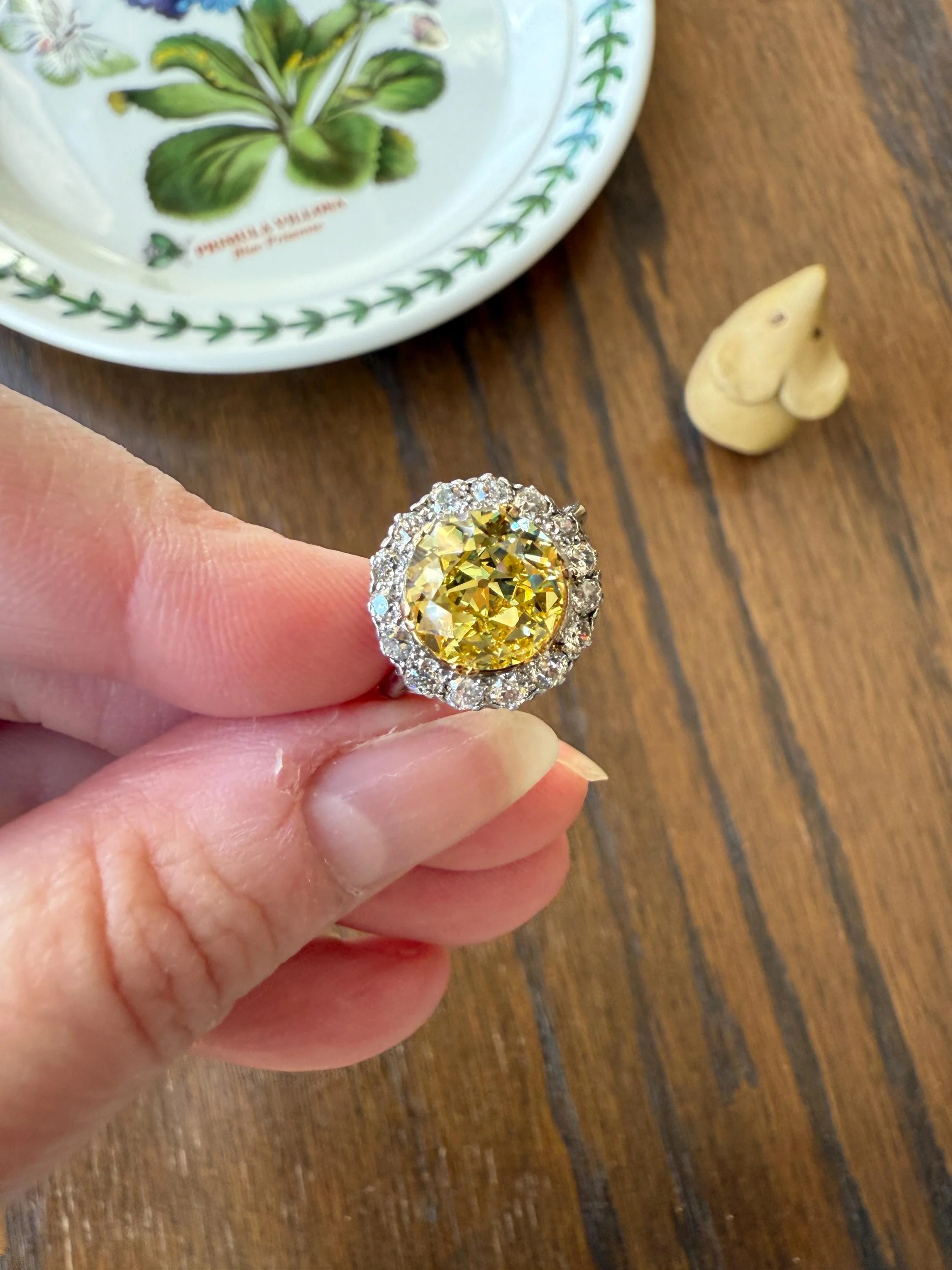 ANTIQUE Fancy Canary Yellow 2.9 Carat Old Mine Cut Diamond Colorless OMC Halo 3.65Ctw Cluster Ring Edwardian Platinum - Image 4