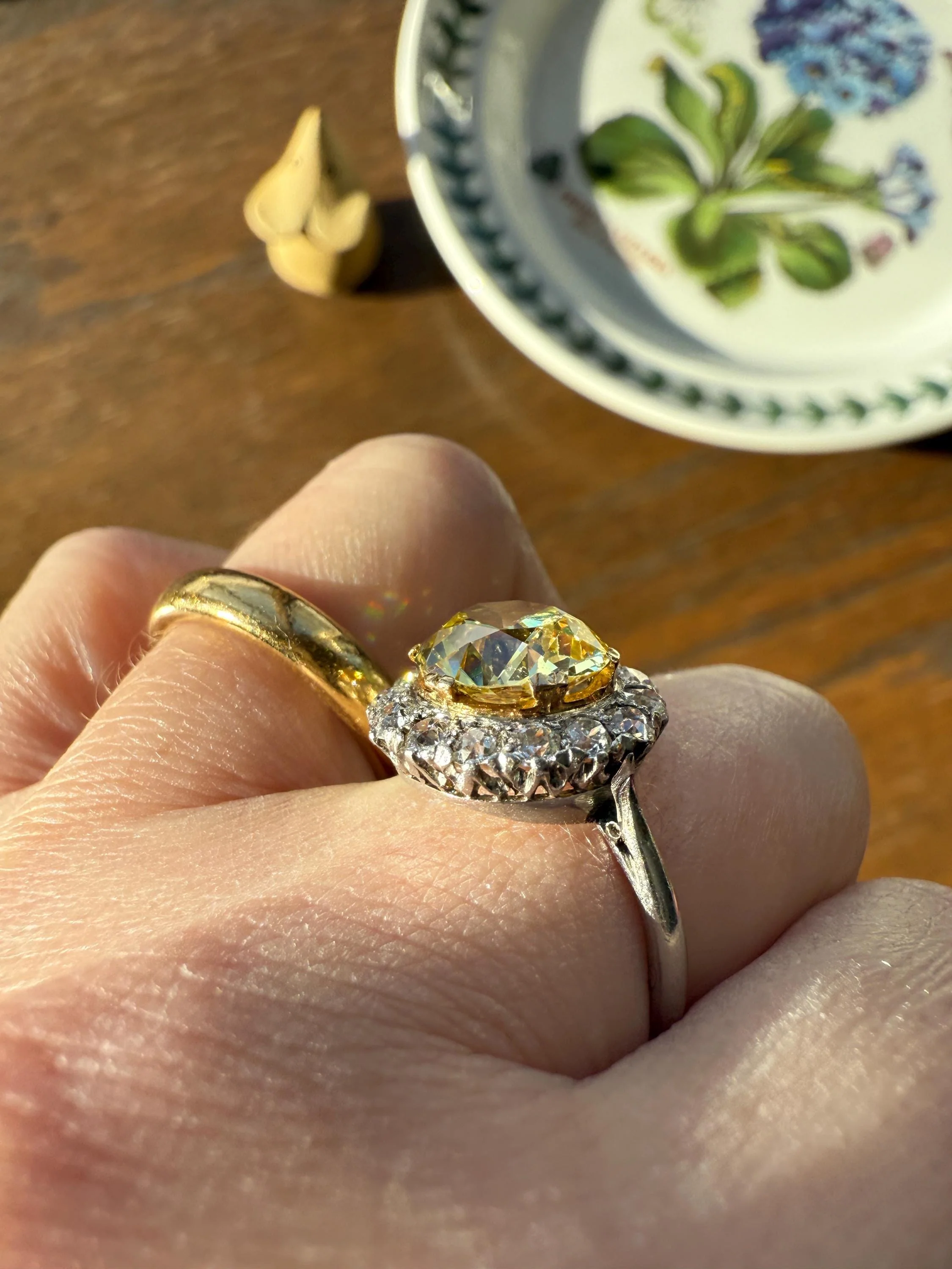 ANTIQUE Fancy Canary Yellow 2.9 Carat Old Mine Cut Diamond Colorless OMC Halo 3.65Ctw Cluster Ring Edwardian Platinum - Image 5