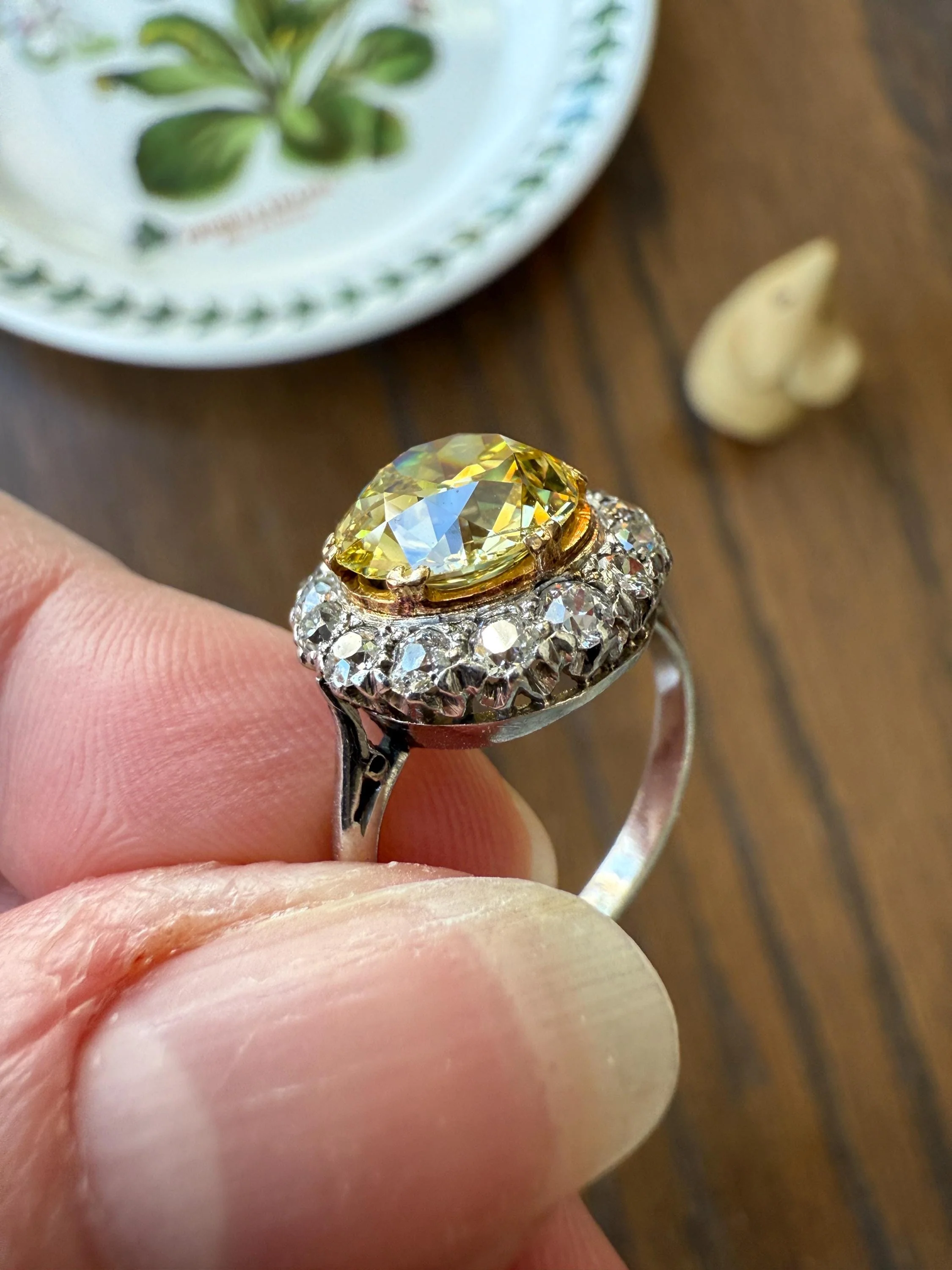 ANTIQUE Fancy Canary Yellow 2.9 Carat Old Mine Cut Diamond Colorless OMC Halo 3.65Ctw Cluster Ring Edwardian Platinum - Image 6