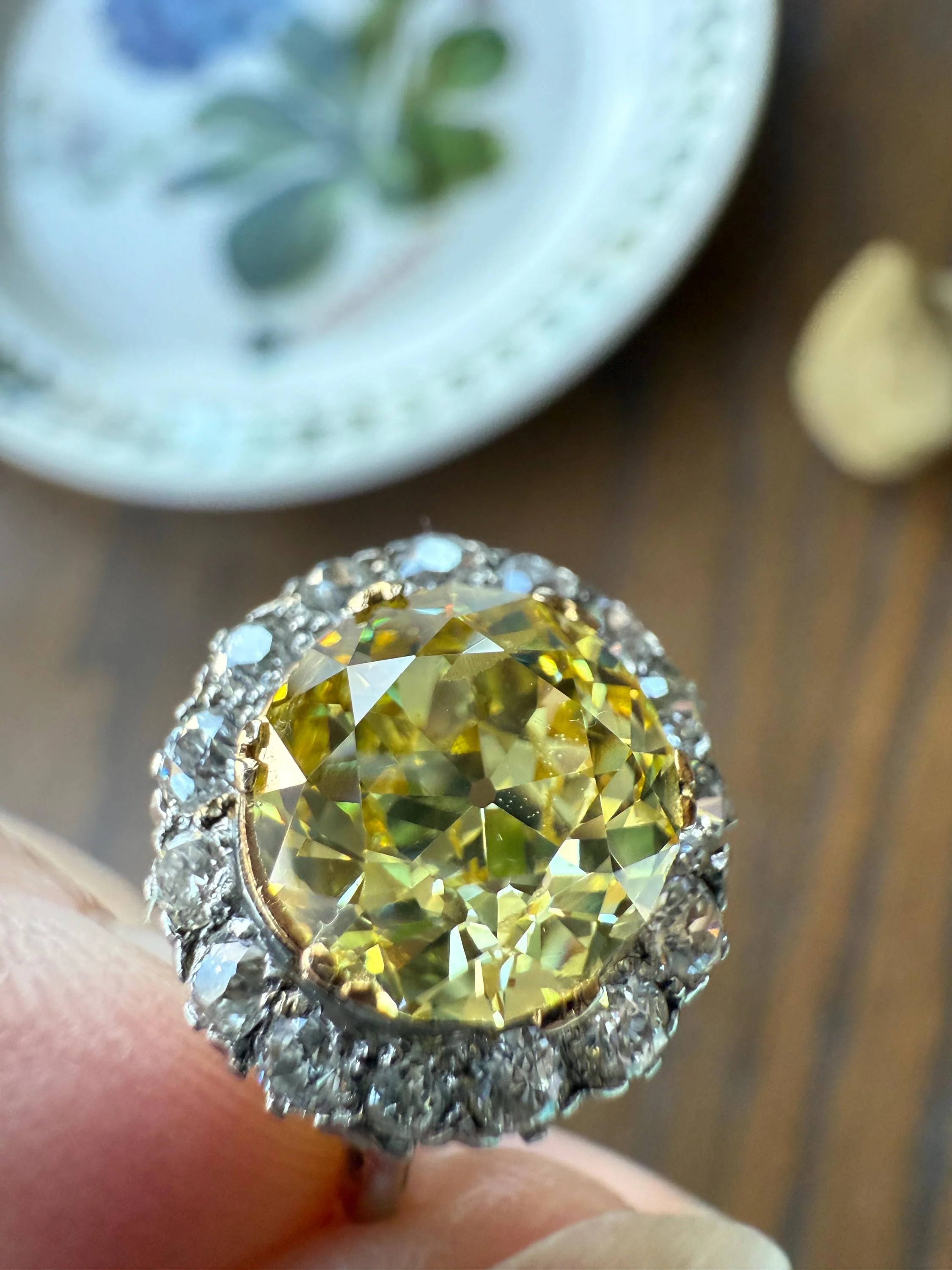ANTIQUE Fancy Canary Yellow 2.9 Carat Old Mine Cut Diamond Colorless OMC Halo 3.65Ctw Cluster Ring Edwardian Platinum - Image 9