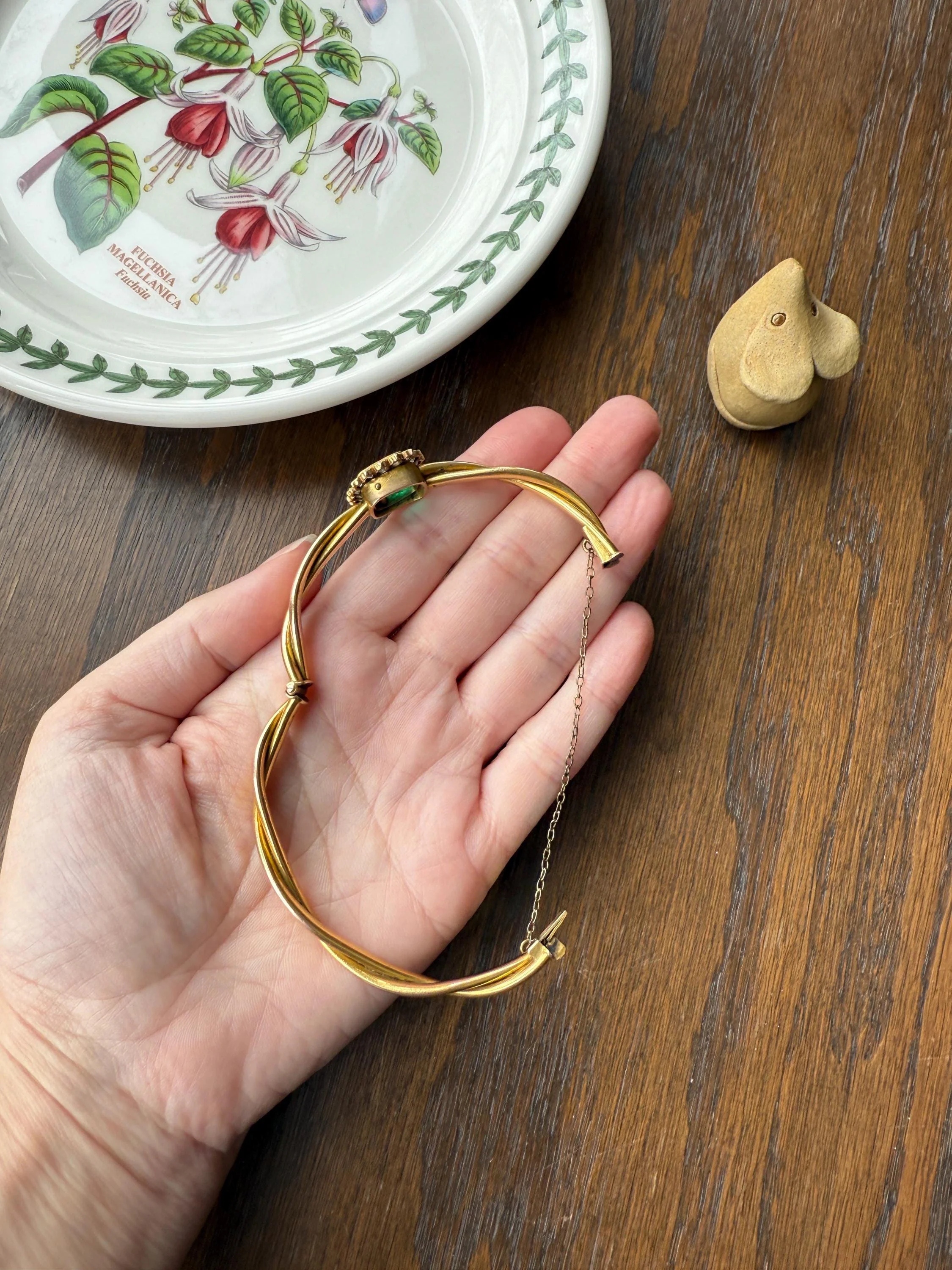 Antique Green Natural EMERALD Old Mine Cut Diamond Halo Hinged Bangle Bracelet 14k Solid Gold Rosy & YG Glowing Victorian Edwardian Twist - Image 16