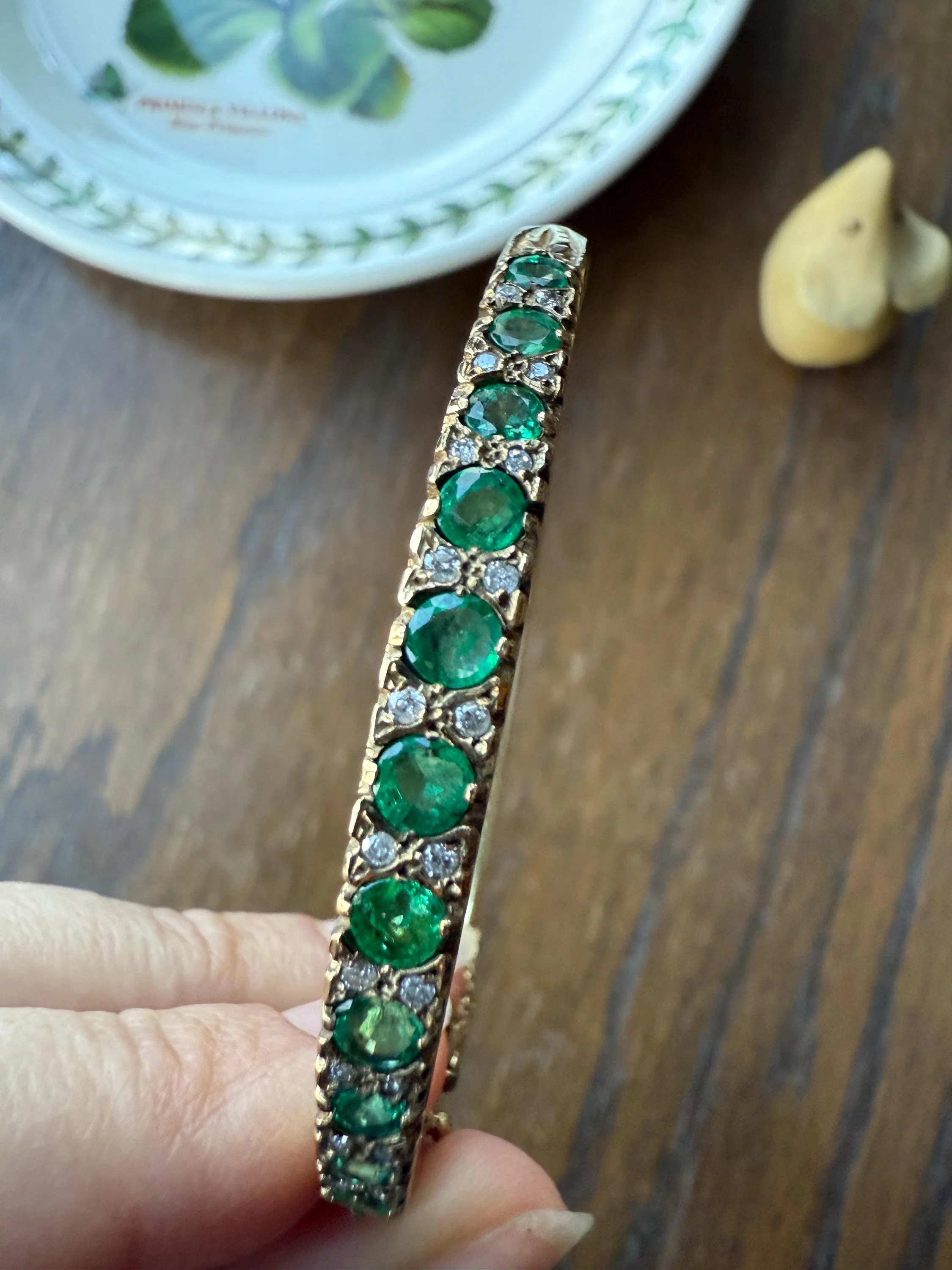 Antique Green Natural EMERALD Single Cut Diamond Hinged Bangle Bracelet 9k Gold Victorian Edwardian Ornate Swirls Not 10k - Image 17
