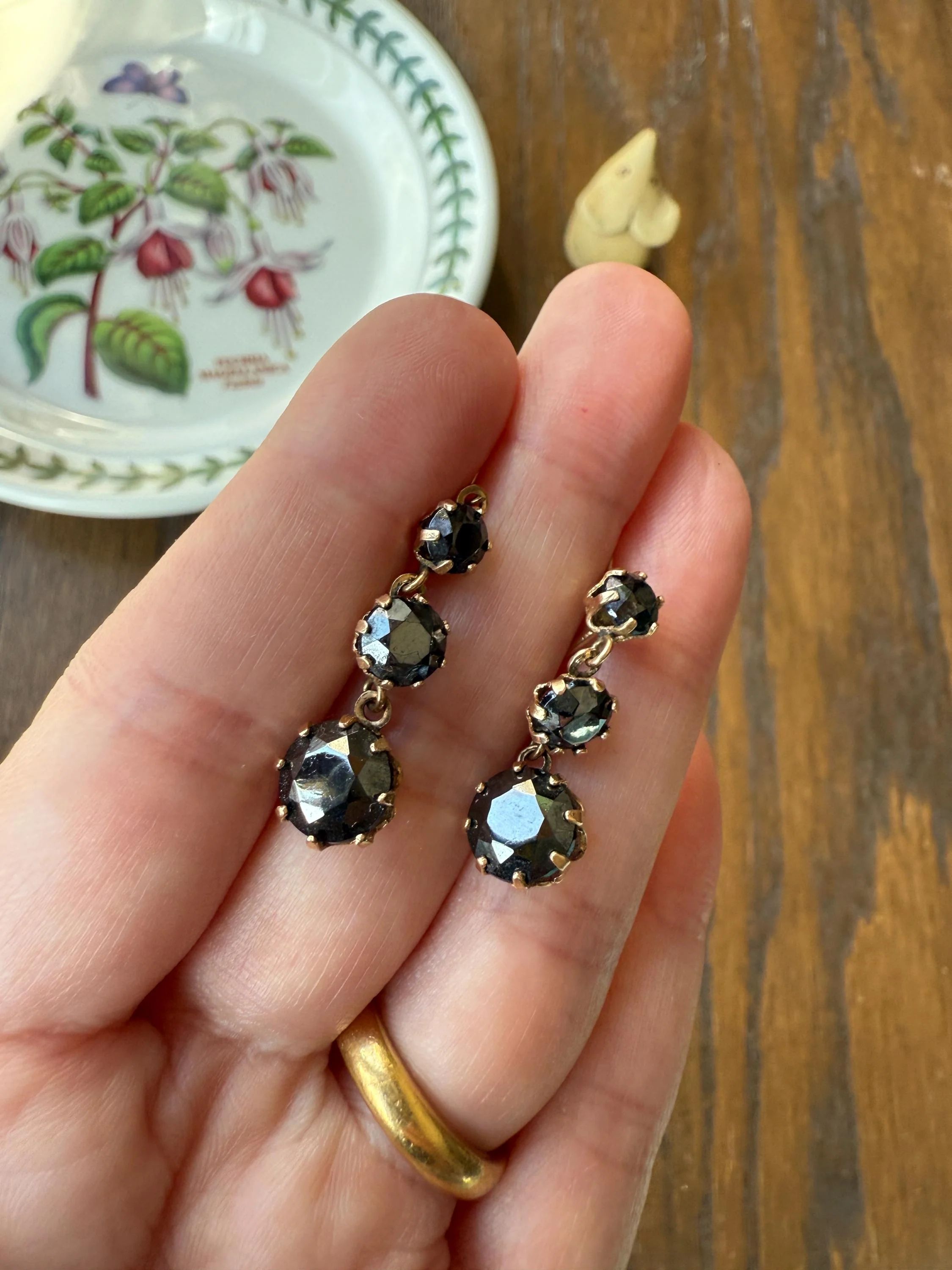 Antique HEMATITE Metallic Gray Black Victorian Line Dangle Earrings Buttercup Prongs Moody Dark 14k Gold Three Stone Drops - Image 5