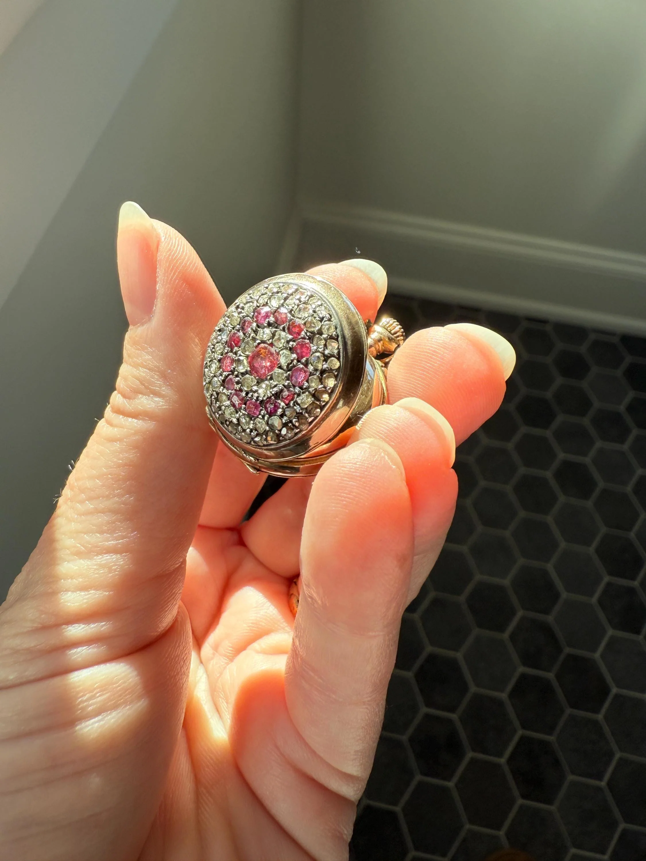 Antique Natural RUBY and Rose Cut Diamond Encrusted French VICTORIAN 18k Gold Silver Pocket Watch Case Pendant Locket Bullseye Target - Image 11