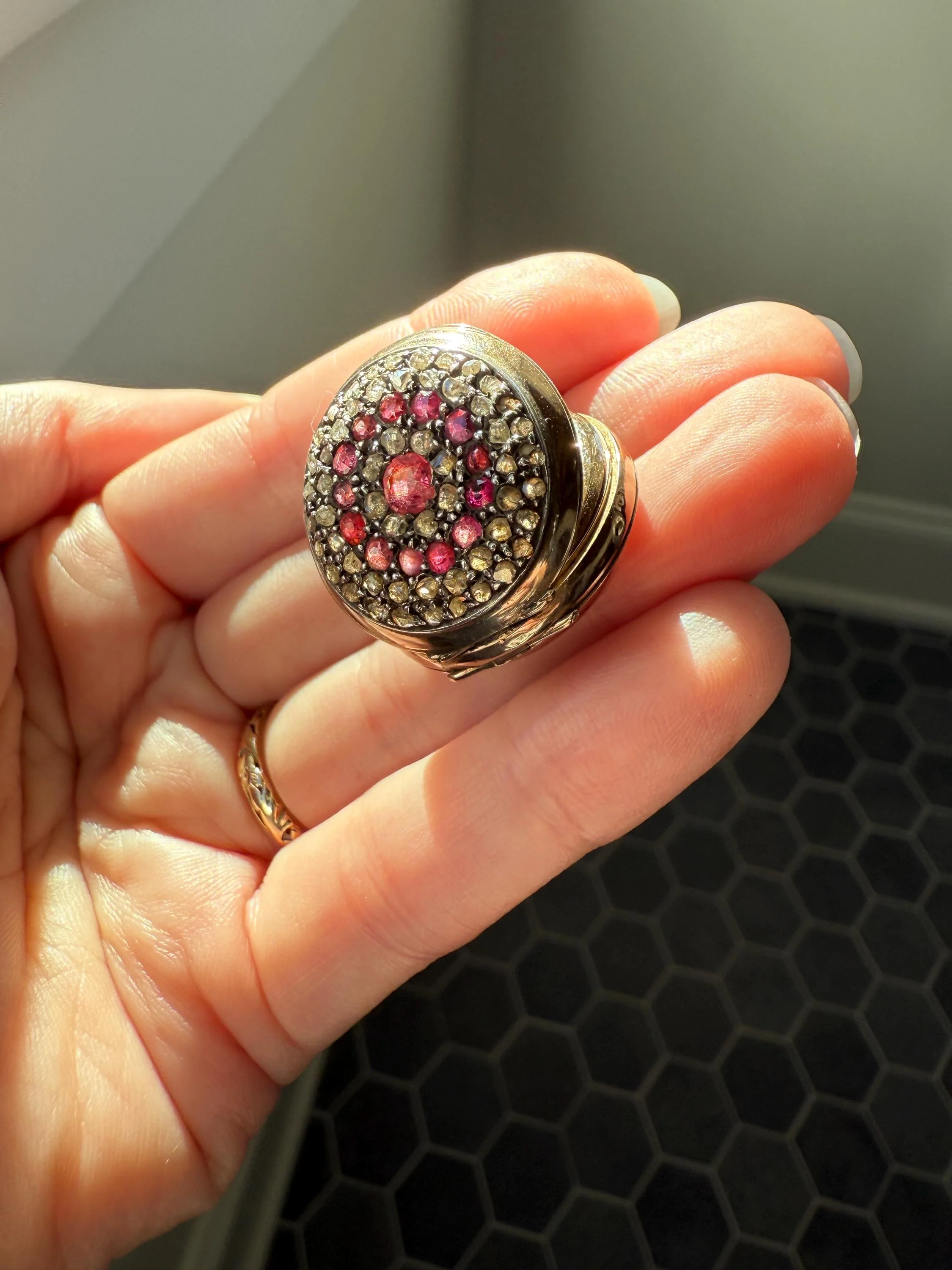 Antique Natural RUBY and Rose Cut Diamond Encrusted French VICTORIAN 18k Gold Silver Pocket Watch Case Pendant Locket Bullseye Target - Image 12