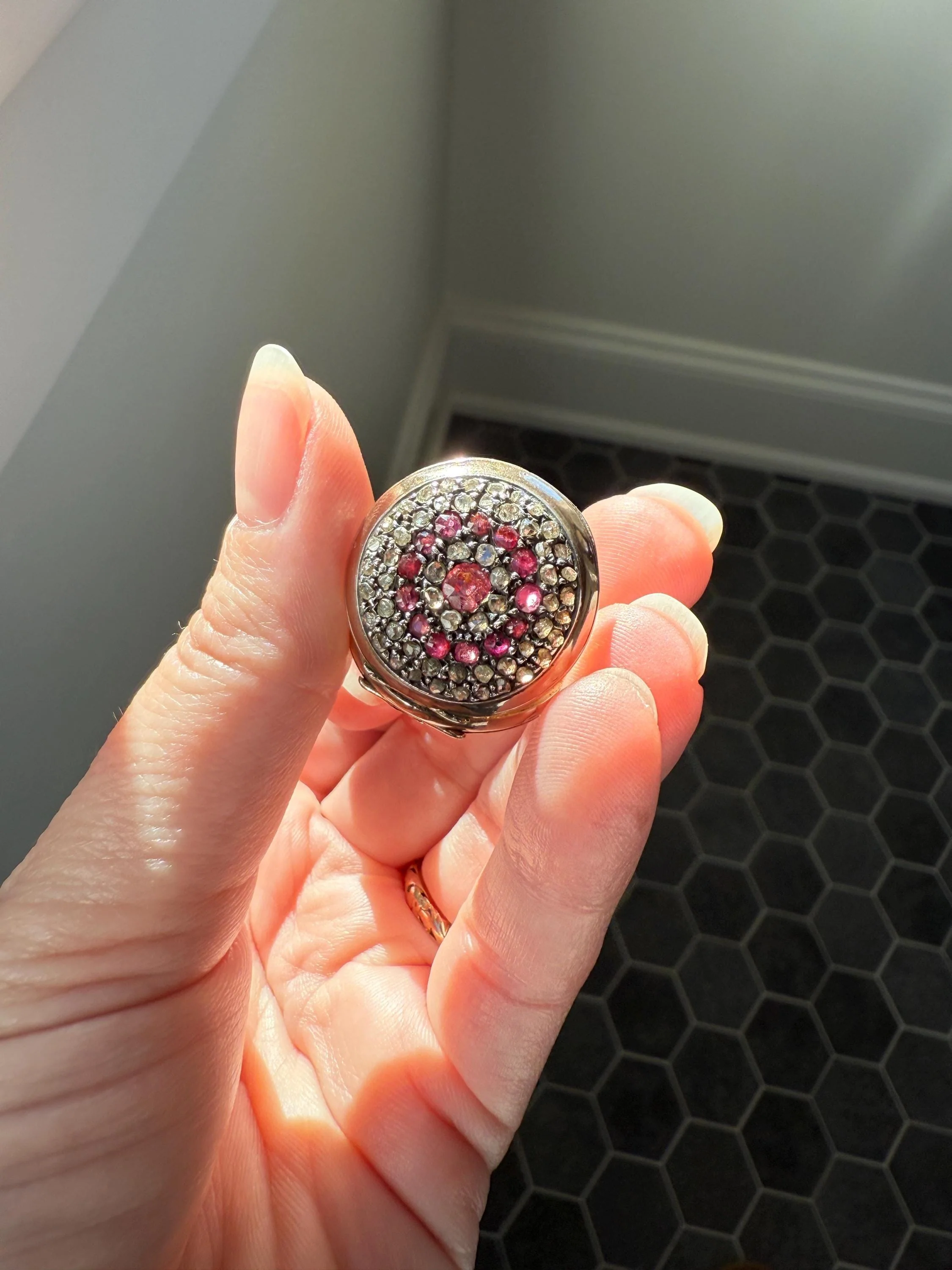 Antique Natural RUBY and Rose Cut Diamond Encrusted French VICTORIAN 18k Gold Silver Pocket Watch Case Pendant Locket Bullseye Target - Image 18