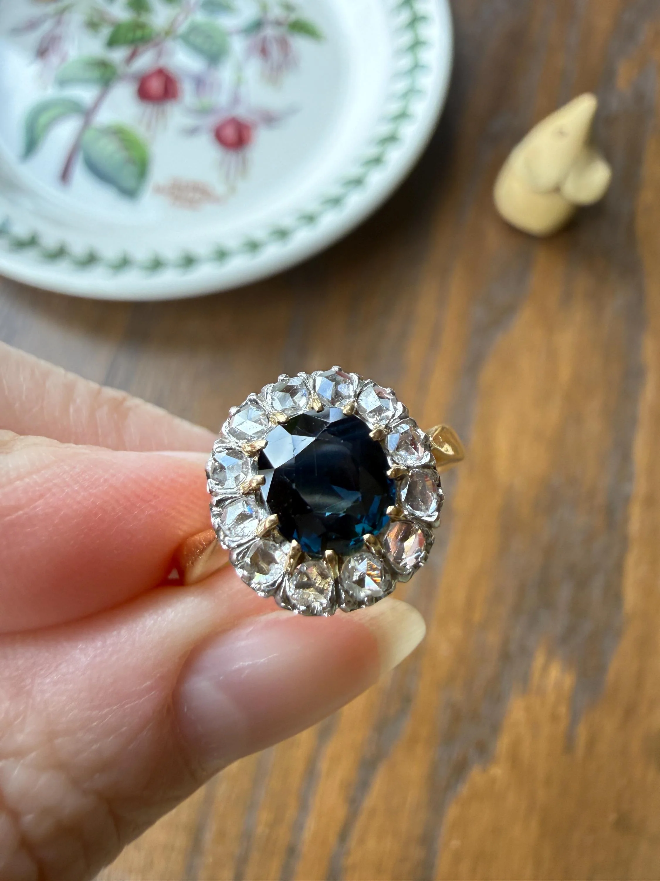 Antique Natural Sapphire Peacock Greenish Blue Halo Ring with Rose Cut Diamonds French Early 1900s Victorian Edwardian - Image 3