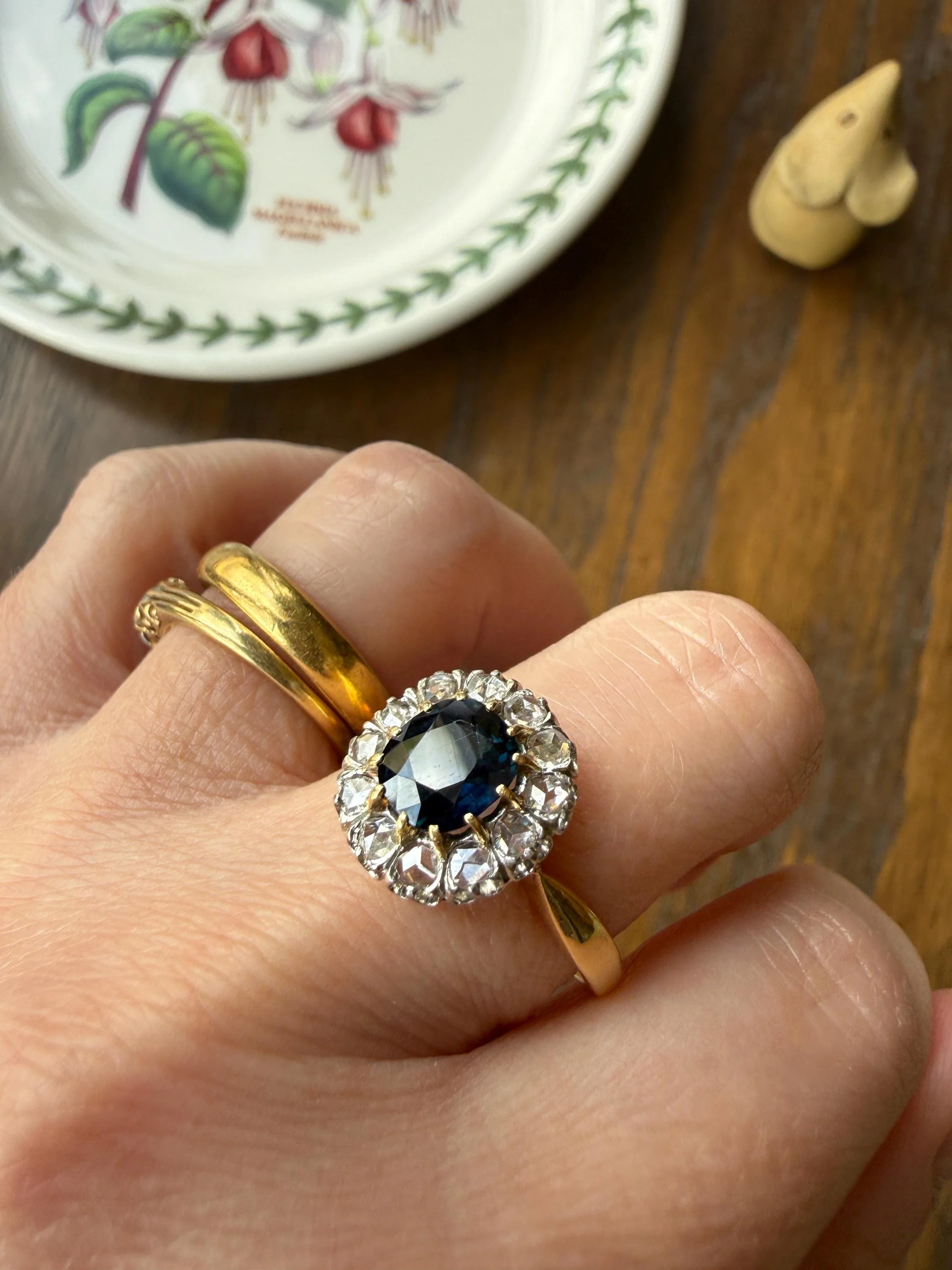 Antique Natural Sapphire Peacock Greenish Blue Halo Ring with Rose Cut Diamonds French Early 1900s Victorian Edwardian - Image 4