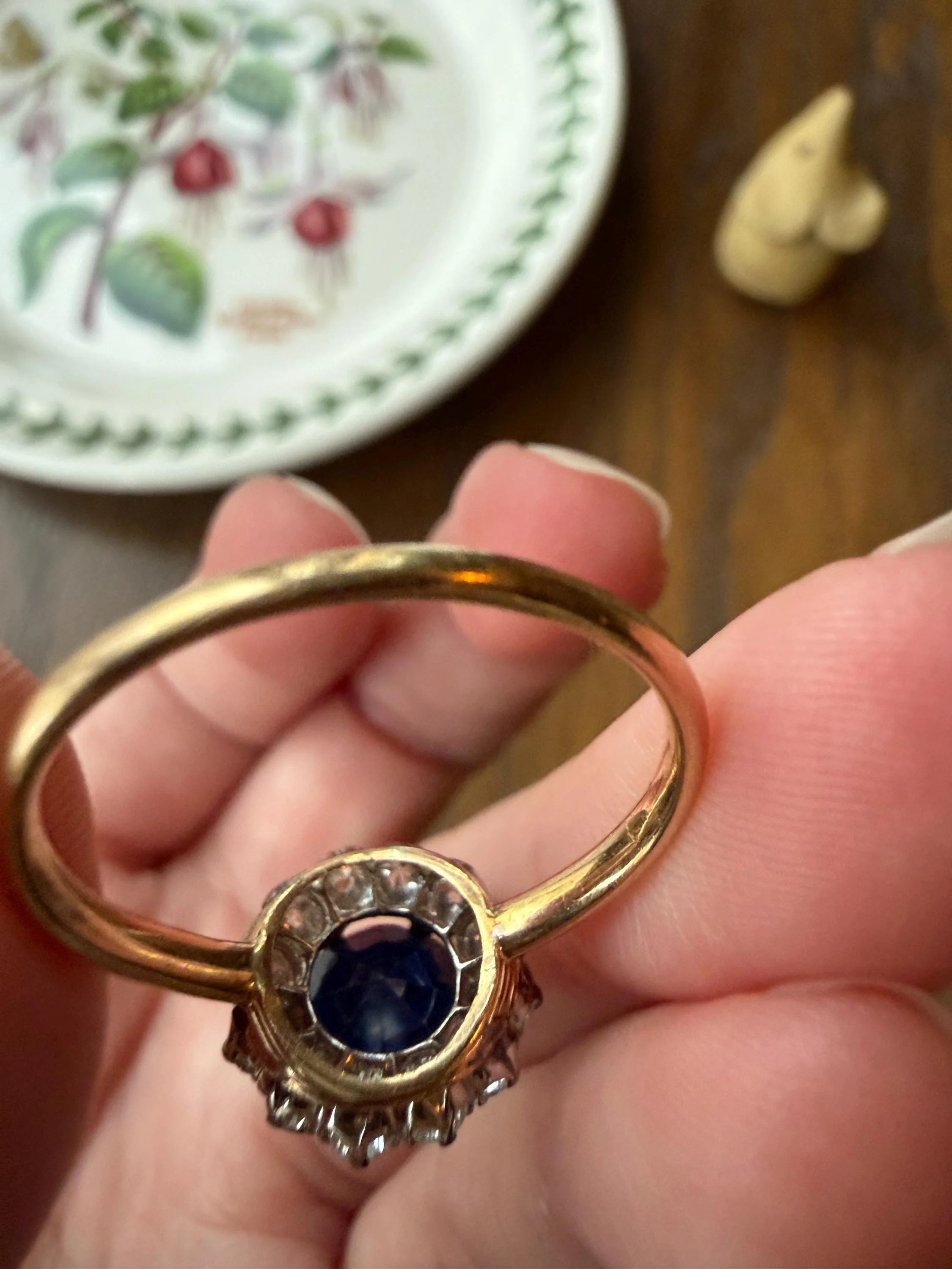 Antique Natural Sapphire with .8 Carat Old Mine Cut Diamond Halo Ring Cluster with Donut Shank Stacker Band 18k Gold Hexagon Silk - Image 19