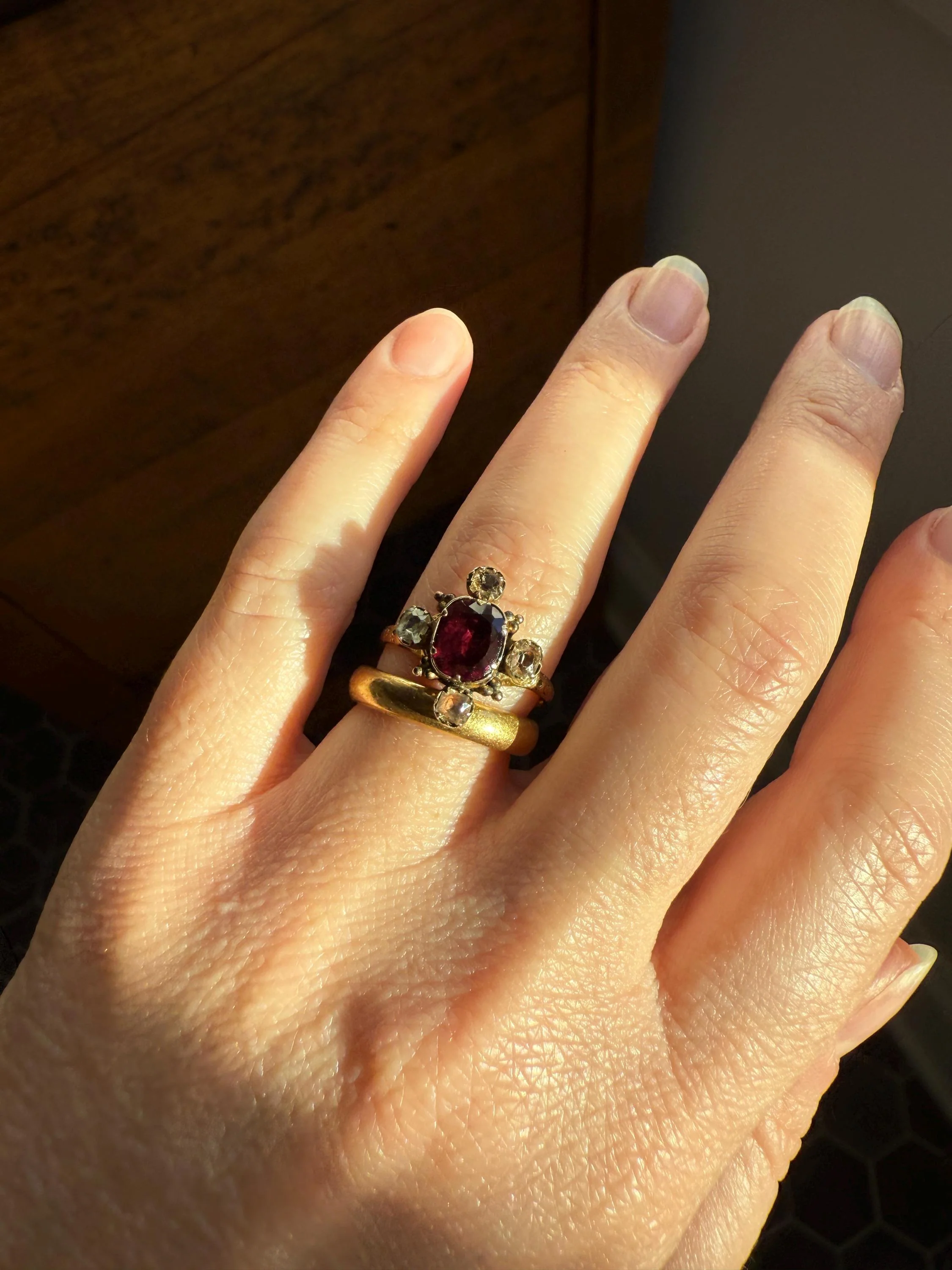 Antique Old Cut GARNET Pale Yellow Rivet Halo Cruciform HEART Locket Back Antique Ring 18k Gold Georgian Victorian - Image 3