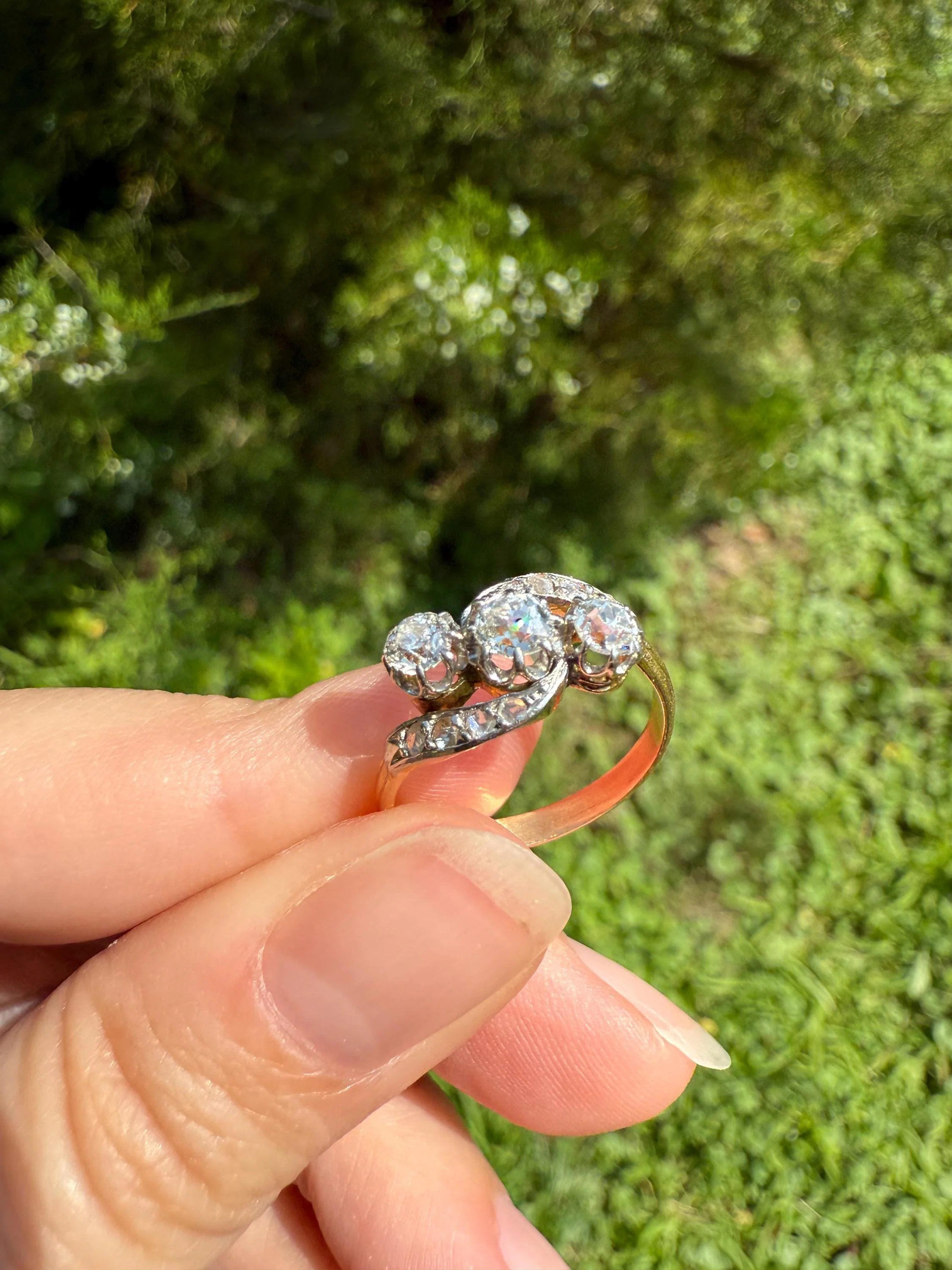 Antique .7 Carat Old Mine Cut Angled Bypass Three Stone Ring Rose Accents French 18k Gold Stacker Band OMC Belle Epoque - Image 2
