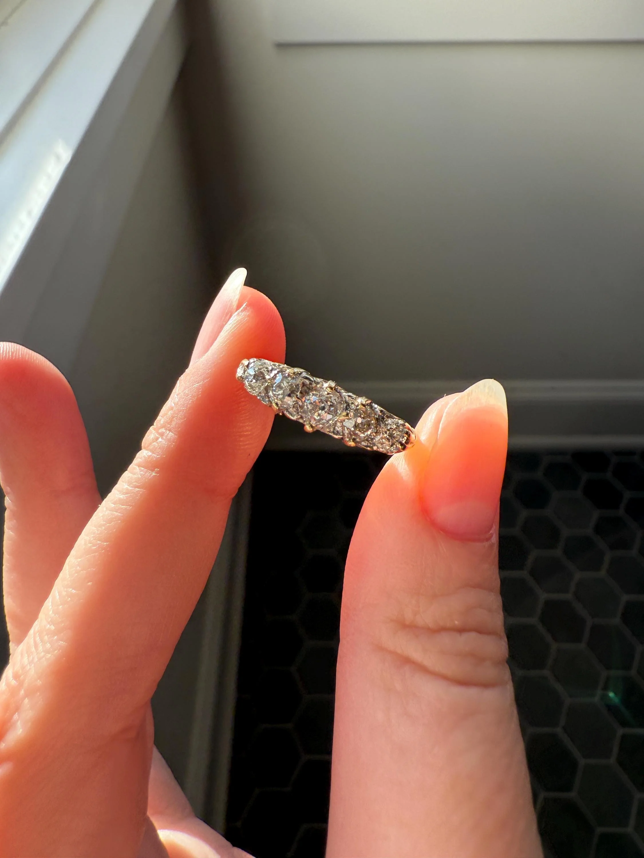 Antique Old Mine Cut DIAMOND One Carat Five Stone Skinny Band Ring 18k Gold Scrolled Victorian Romantic Gift Stacker Wedding OMC Minimalist - Image 9
