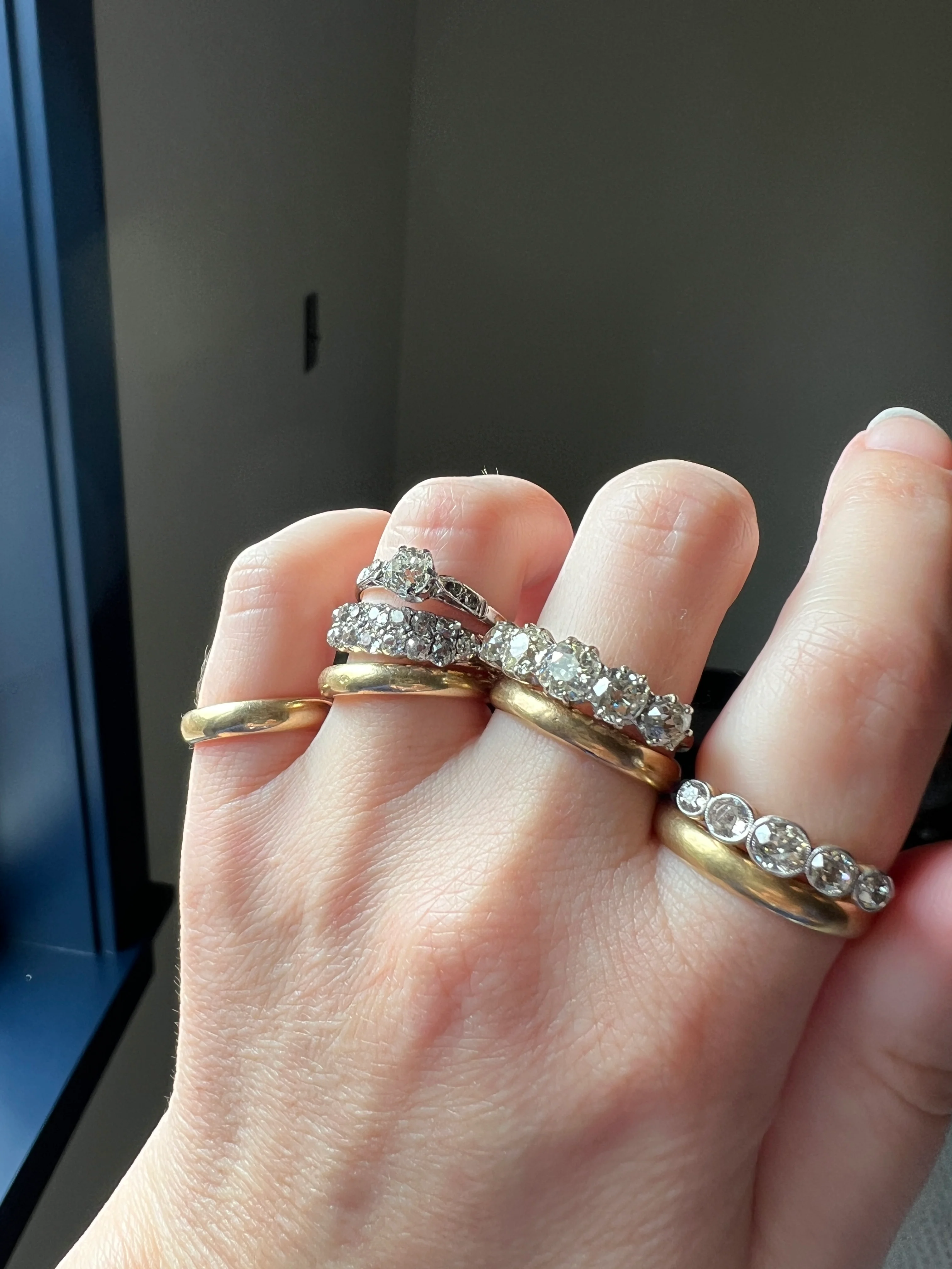 Antique One Carat Champagne White Old Mine Cut DIAMOND 18k Gold Platinum Five Stone Ring Bezel Set Band - Image 35