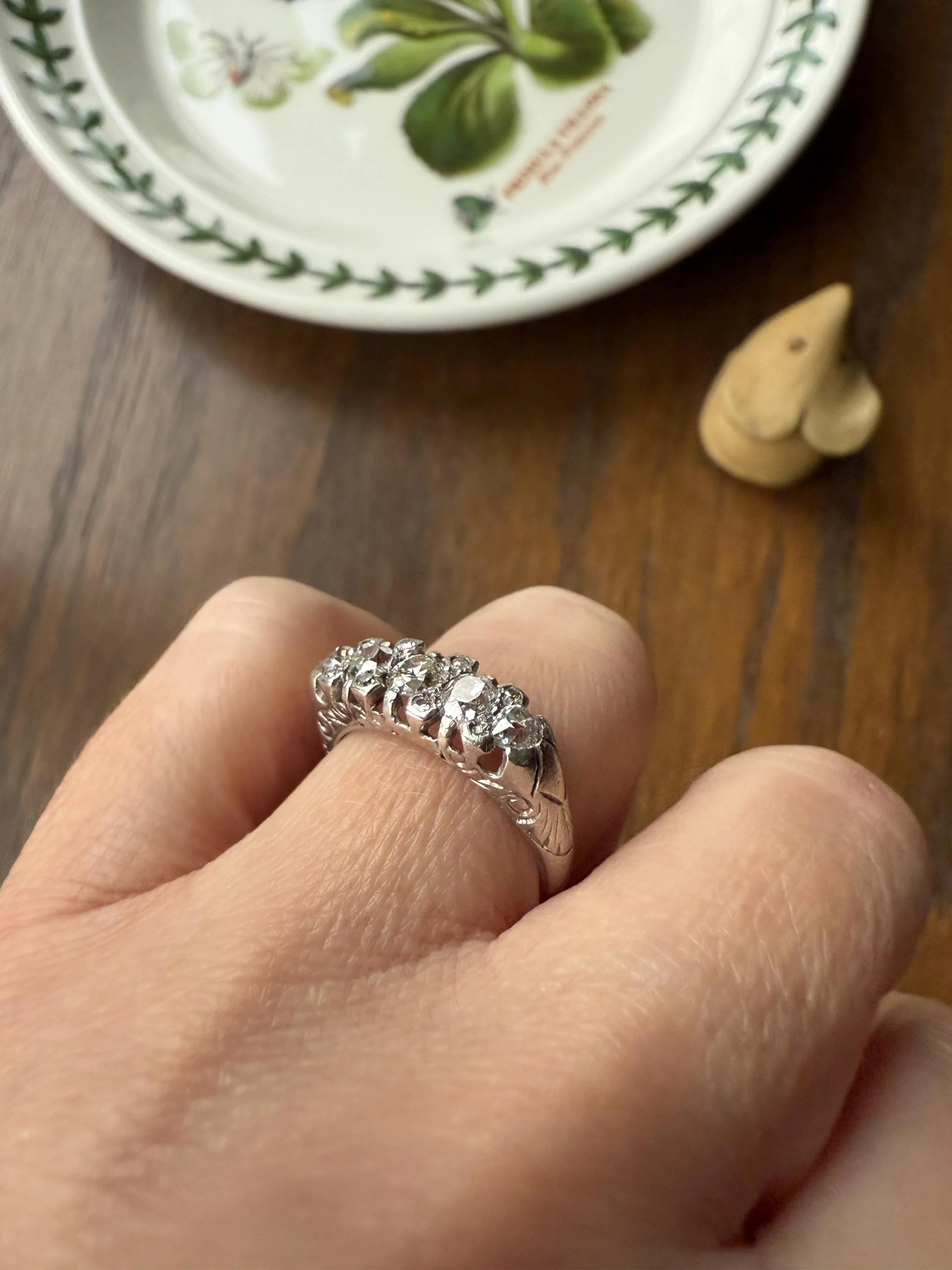 Antique One Carat Old Mine Cut DIAMOND 5 Five Stone Band Ring Platinum Rose Cut Spacers Gemset Prongs Scrolled French Edwardian - Image 7