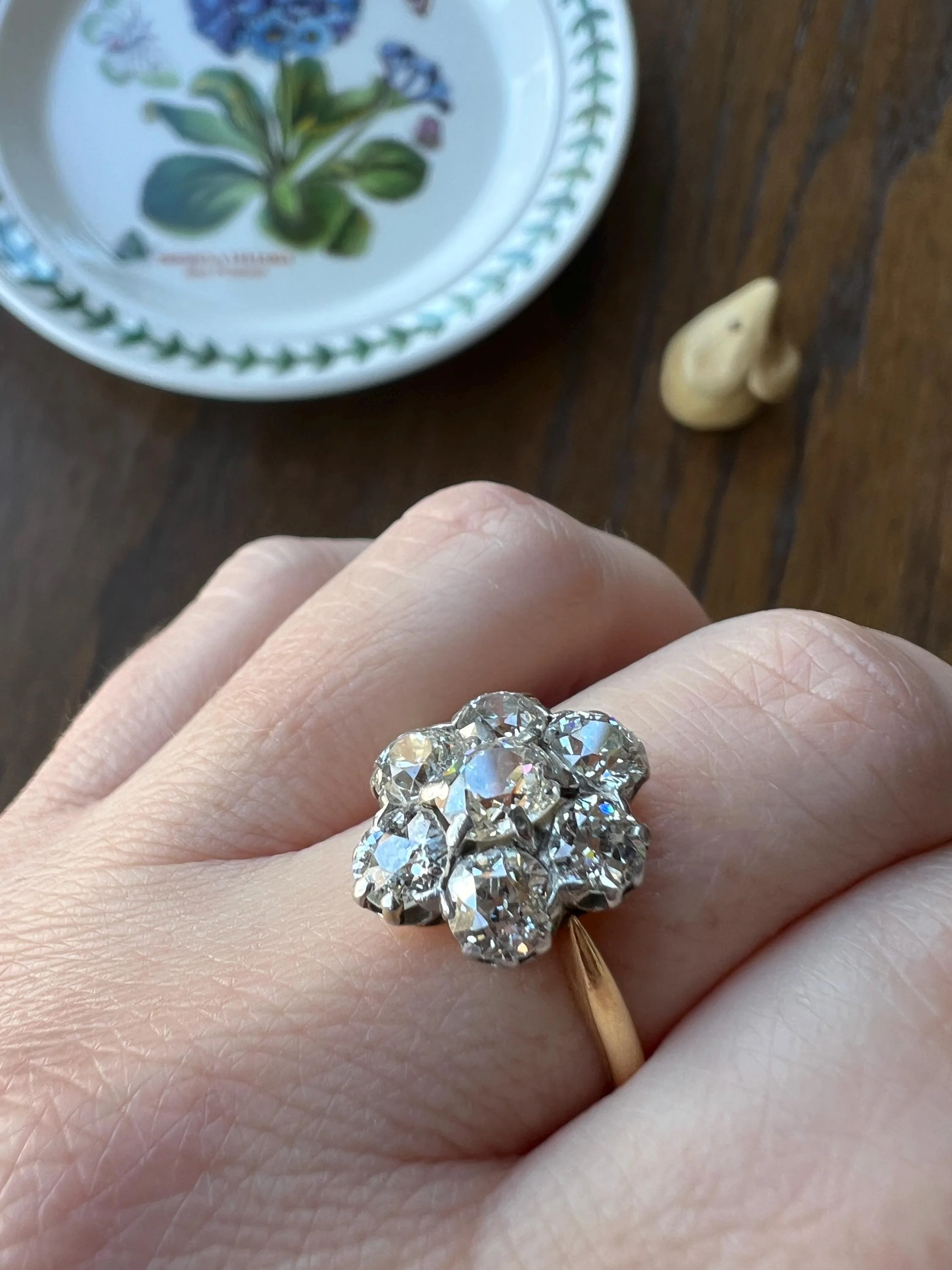 Antique OVAL 3 Carats Old Mine Cut DIAMOND Ring Scalloped Halo Daisy Cluster Stacker 3Ctw OmC - Image 10
