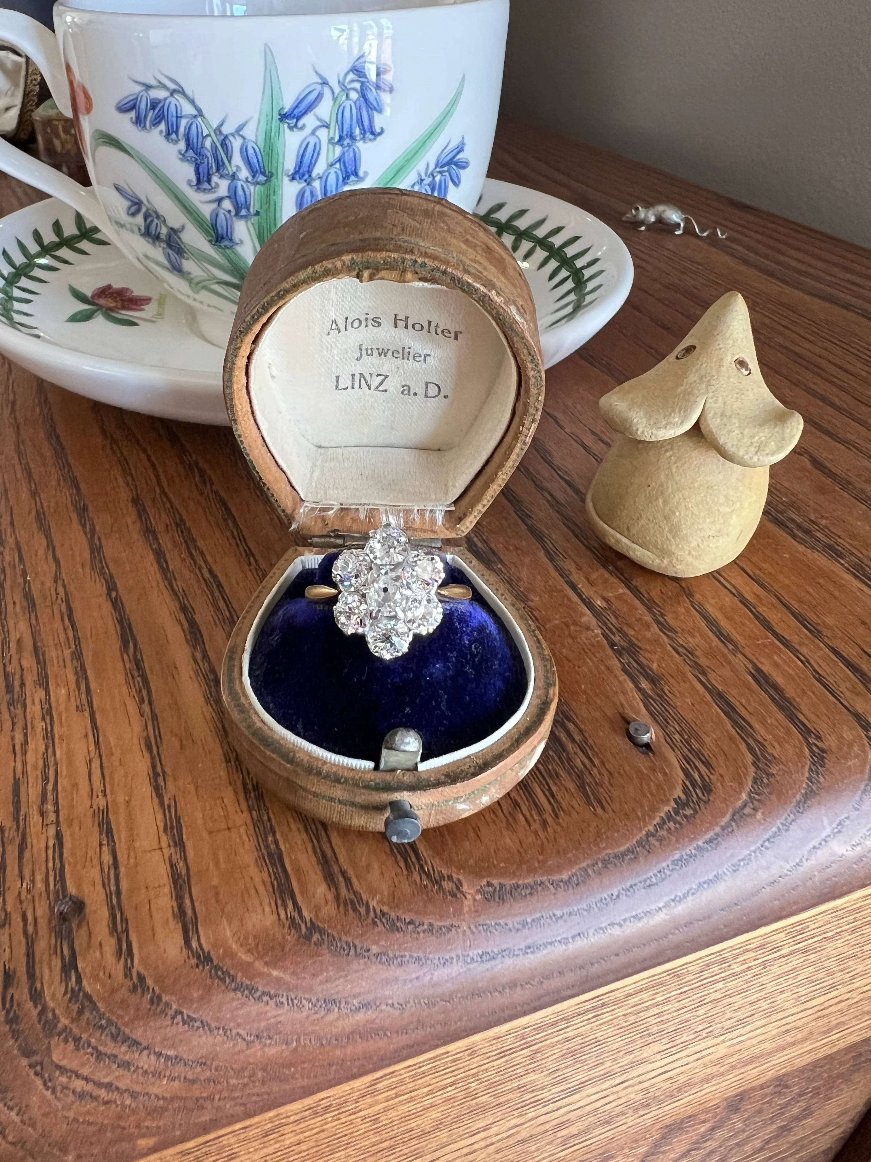 Antique OVAL 3 Carats Old Mine Cut DIAMOND Ring Scalloped Halo Daisy Cluster Stacker 3Ctw OmC - Image 16