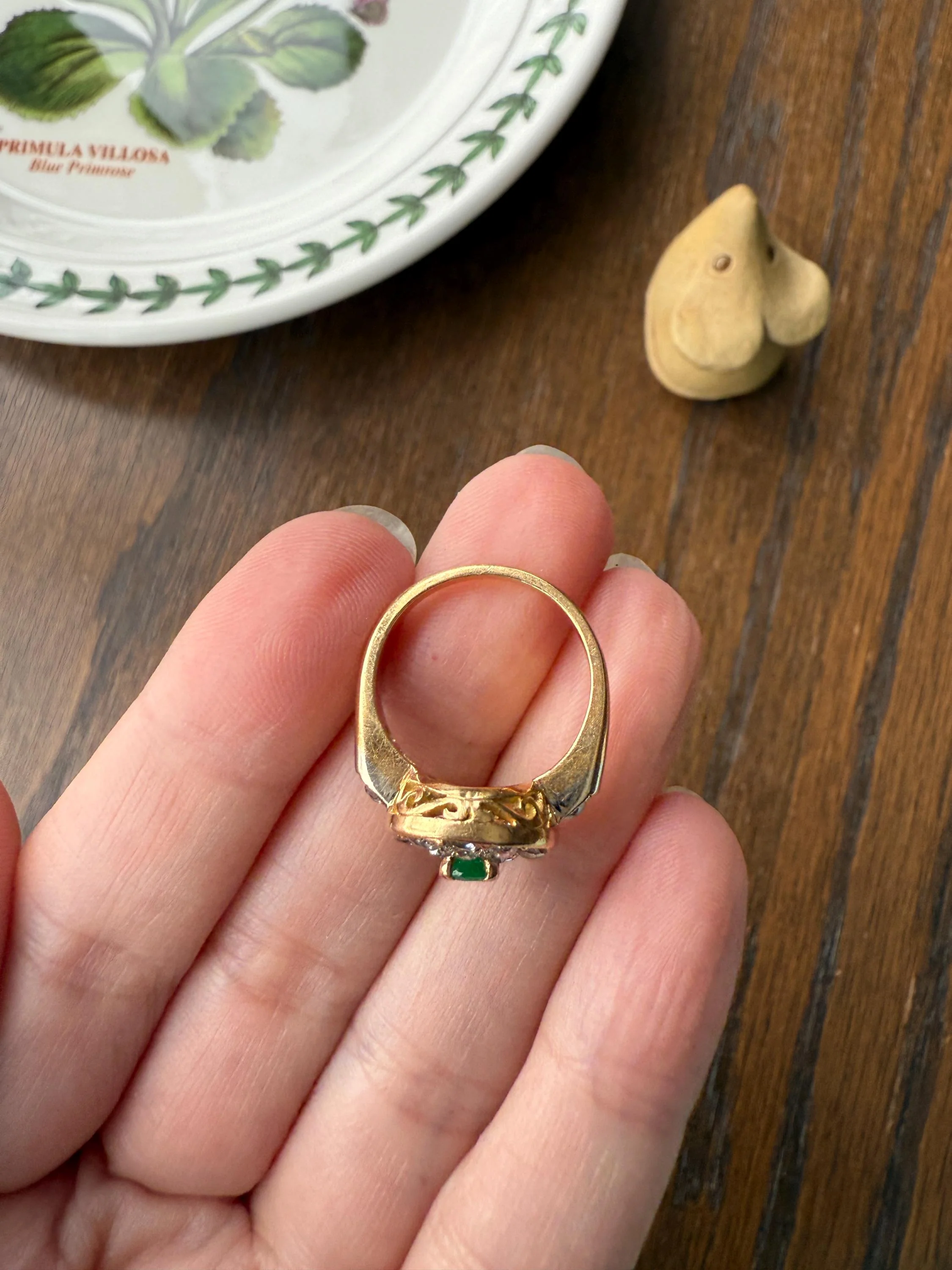 Antique Oval Pave Panel Ring Green Natural Emerald 1.25 Carat Old Mine Cut Diamonds Cluster 18k Gold French Ornate Texture - Image 11