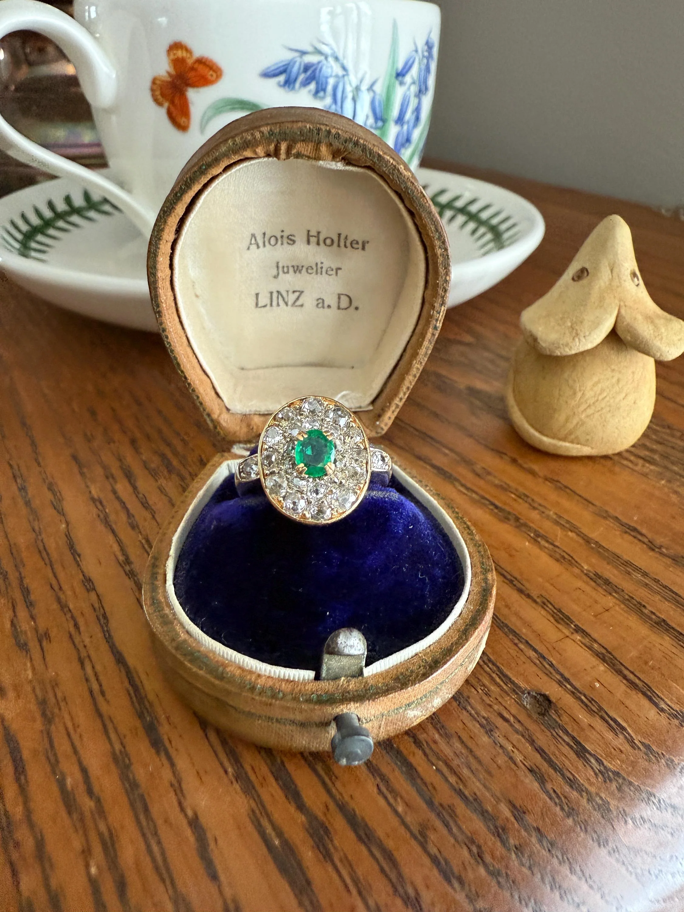 Antique Oval Pave Panel Ring Green Natural Emerald 1.25 Carat Old Mine Cut Diamonds Cluster 18k Gold French Ornate Texture - Image 16