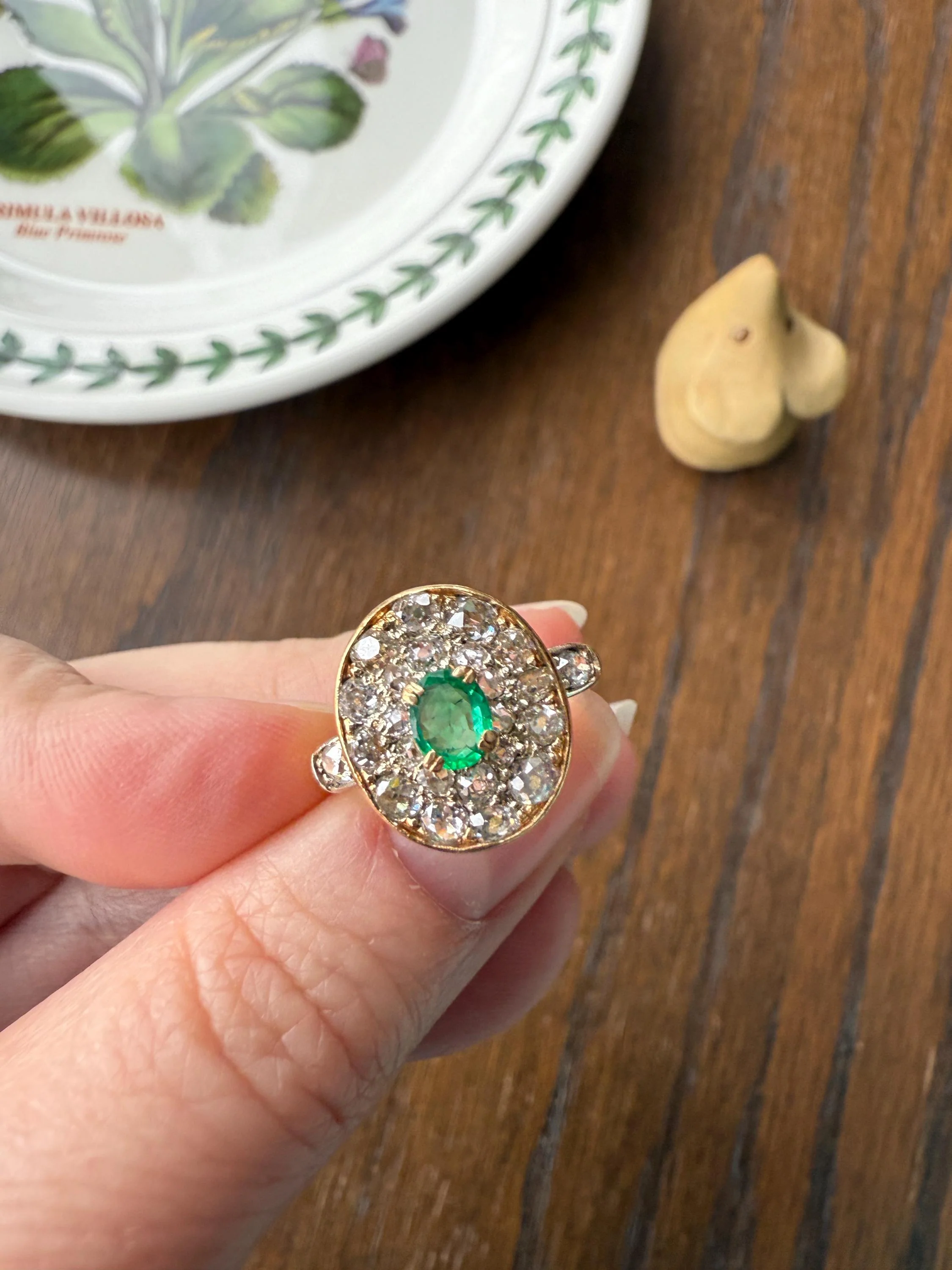 Antique Oval Pave Panel Ring Green Natural Emerald 1.25 Carat Old Mine Cut Diamonds Cluster 18k Gold French Ornate Texture - Image 4