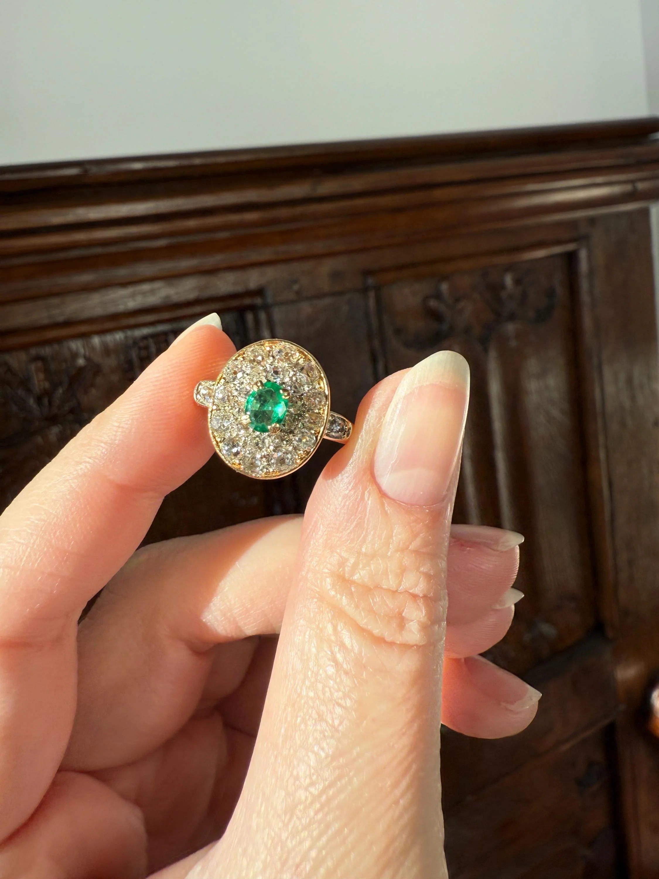 Antique Oval Pave Panel Ring Green Natural Emerald 1.25 Carat Old Mine Cut Diamonds Cluster 18k Gold French Ornate Texture - Image 9