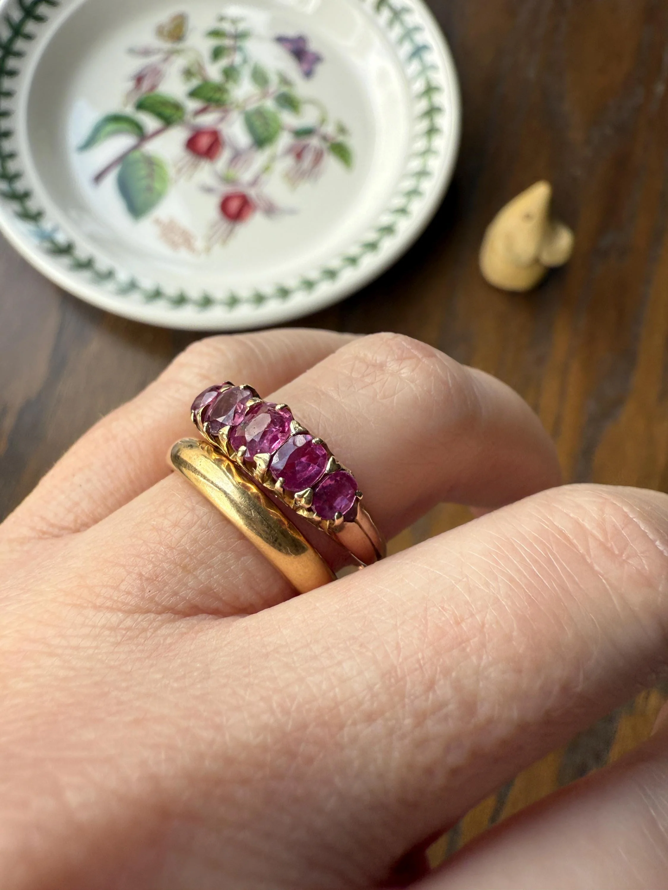 Antique Ruby Pink Sapphire Victorian Antique Five Stone Stacker Band 10k Gold Ring - Image 14