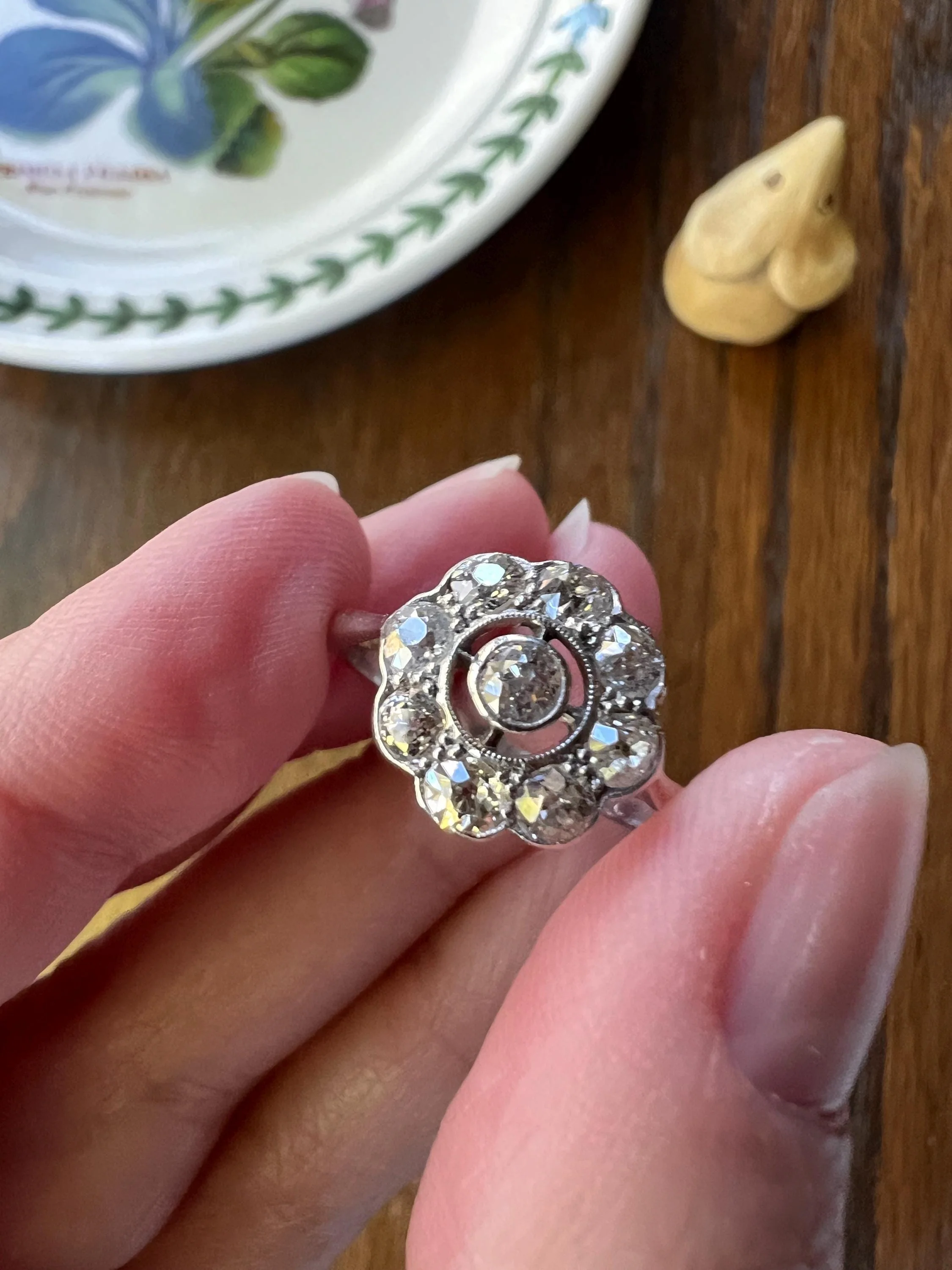 Antique Scalloped Daisy CLUSTER Ring 1.1 Carat Old Mine Cut DIAMOND French 18k Gold Nine Stone Ring - Image 6