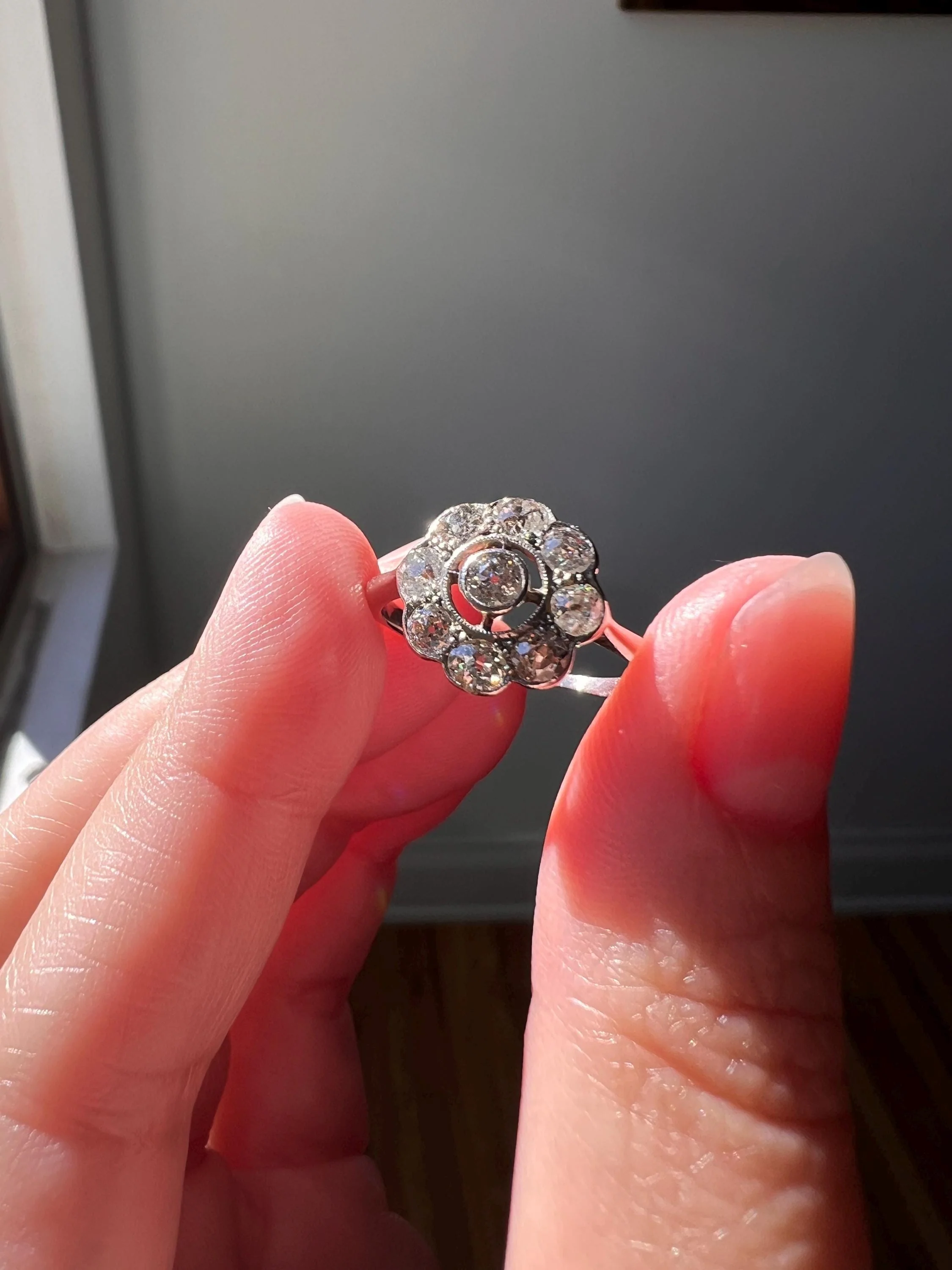 Antique Scalloped Daisy CLUSTER Ring 1.1 Carat Old Mine Cut DIAMOND French 18k Gold Nine Stone Ring - Image 7