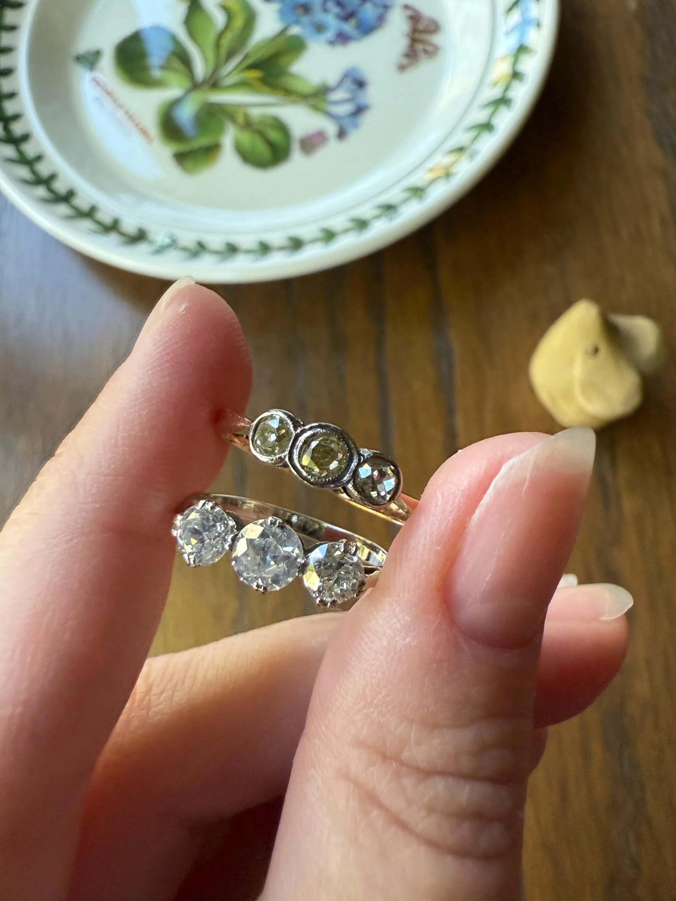 Antique Shades of Yellow Old Mine Cut Diamond Three Stone Ring 9k Gold & Platinum Bezel Set Stacker Trilogy Ring OMC - Image 10