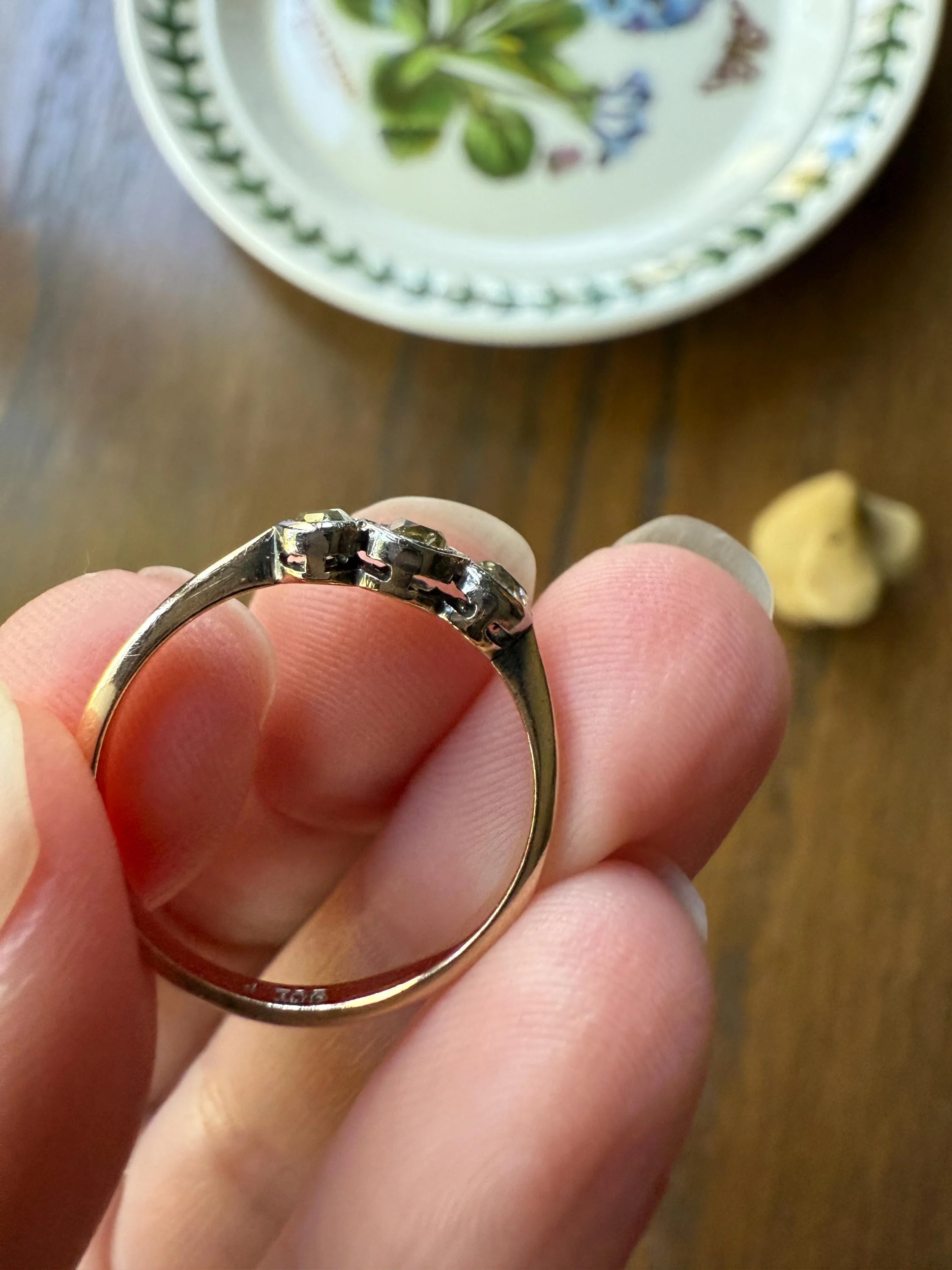 Antique Shades of Yellow Old Mine Cut Diamond Three Stone Ring 9k Gold & Platinum Bezel Set Stacker Trilogy Ring OMC - Image 19