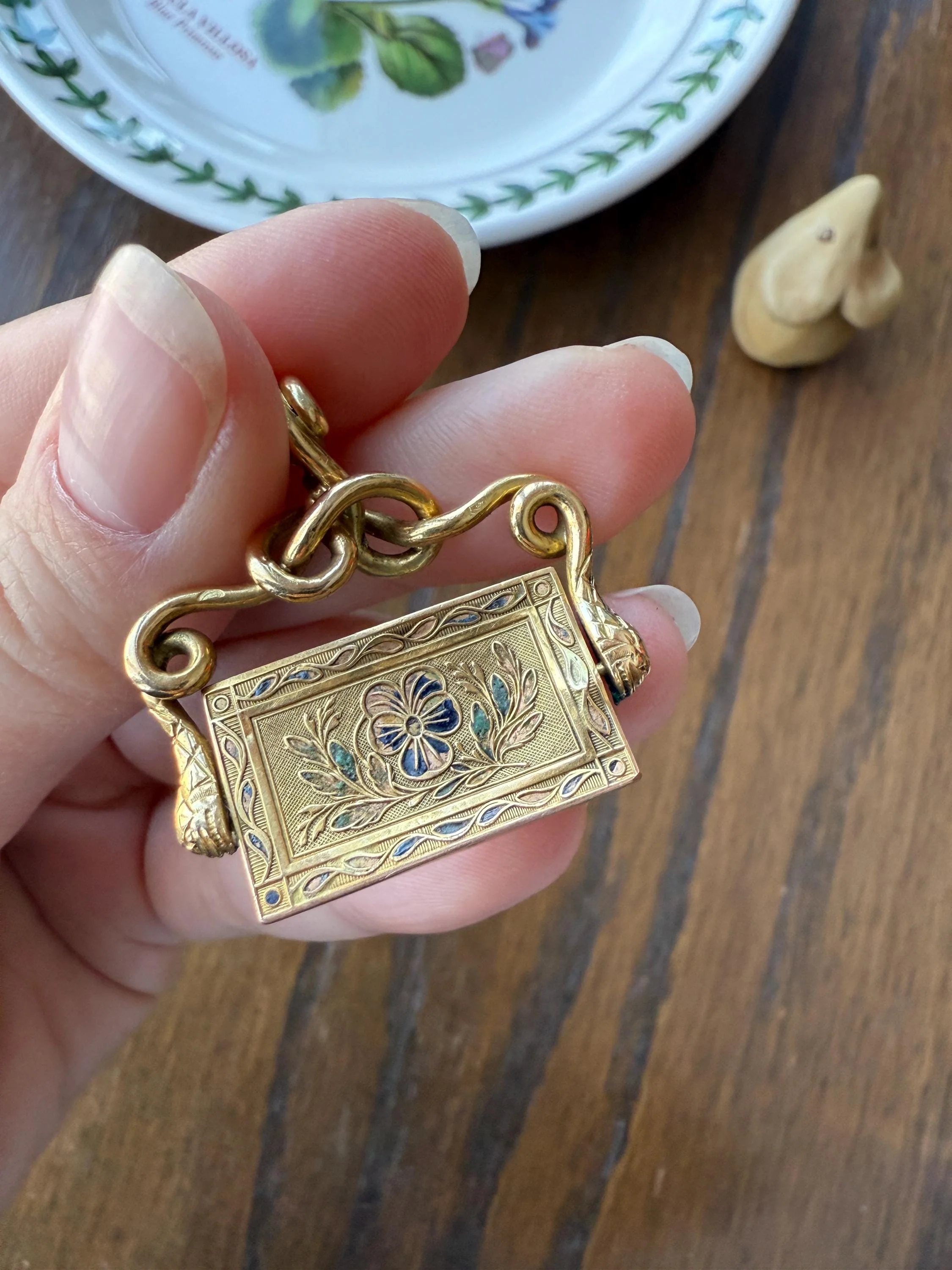 Antique SNAKE "Imitate the BIRDS" Floral Pansy Reversible Fob Pendant Heavy 7.3g 18k Gold French Traditional Enamel Coiled Two Heads - Image 10