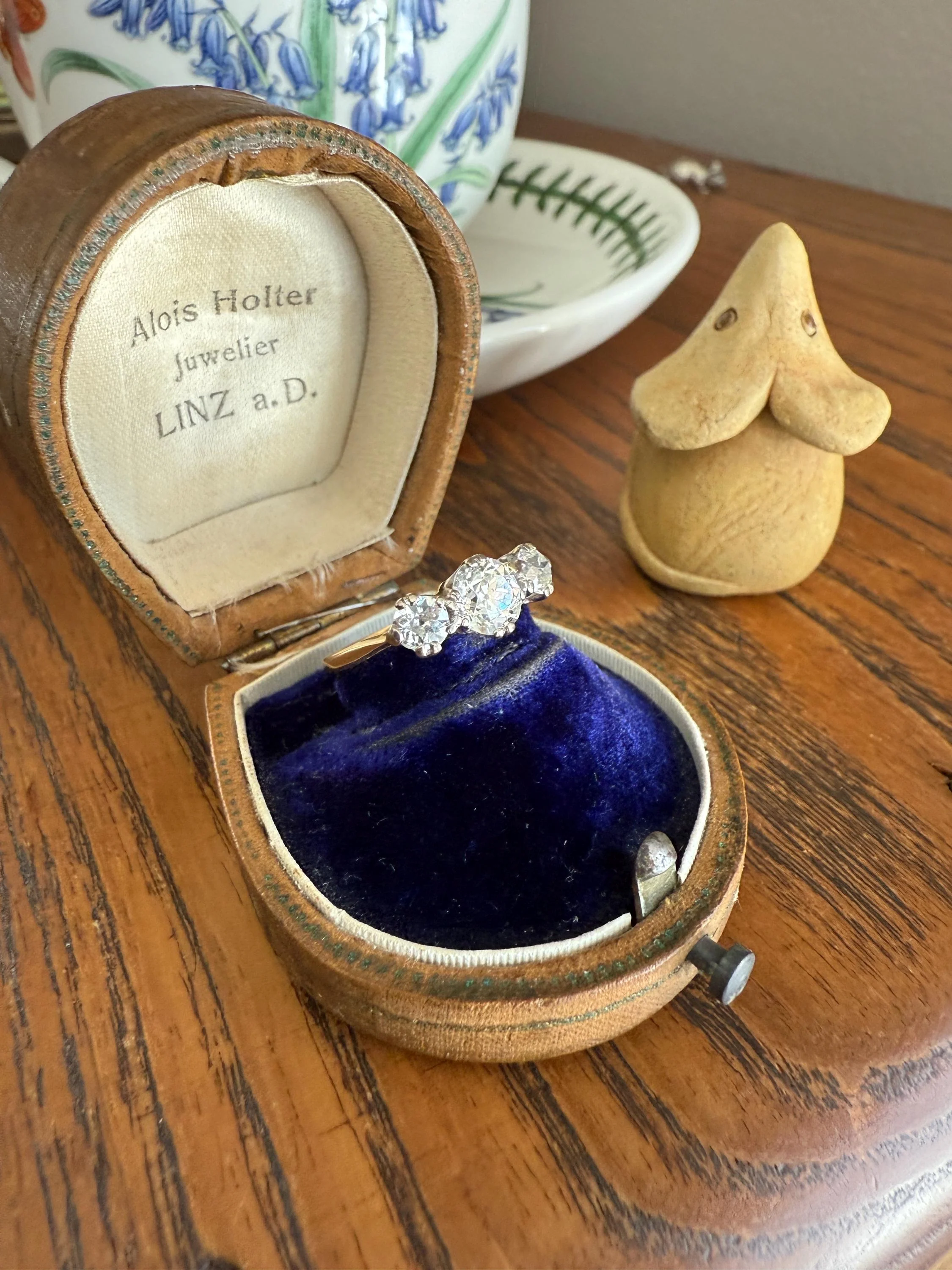 Antique Three Stone 1.25 Carat Old Mine Cut DiAMOND Ring 18k GOLD Stacker Band 1.25Ctw OMC Trilogy Anniversary Wedding Engagement - Image 8