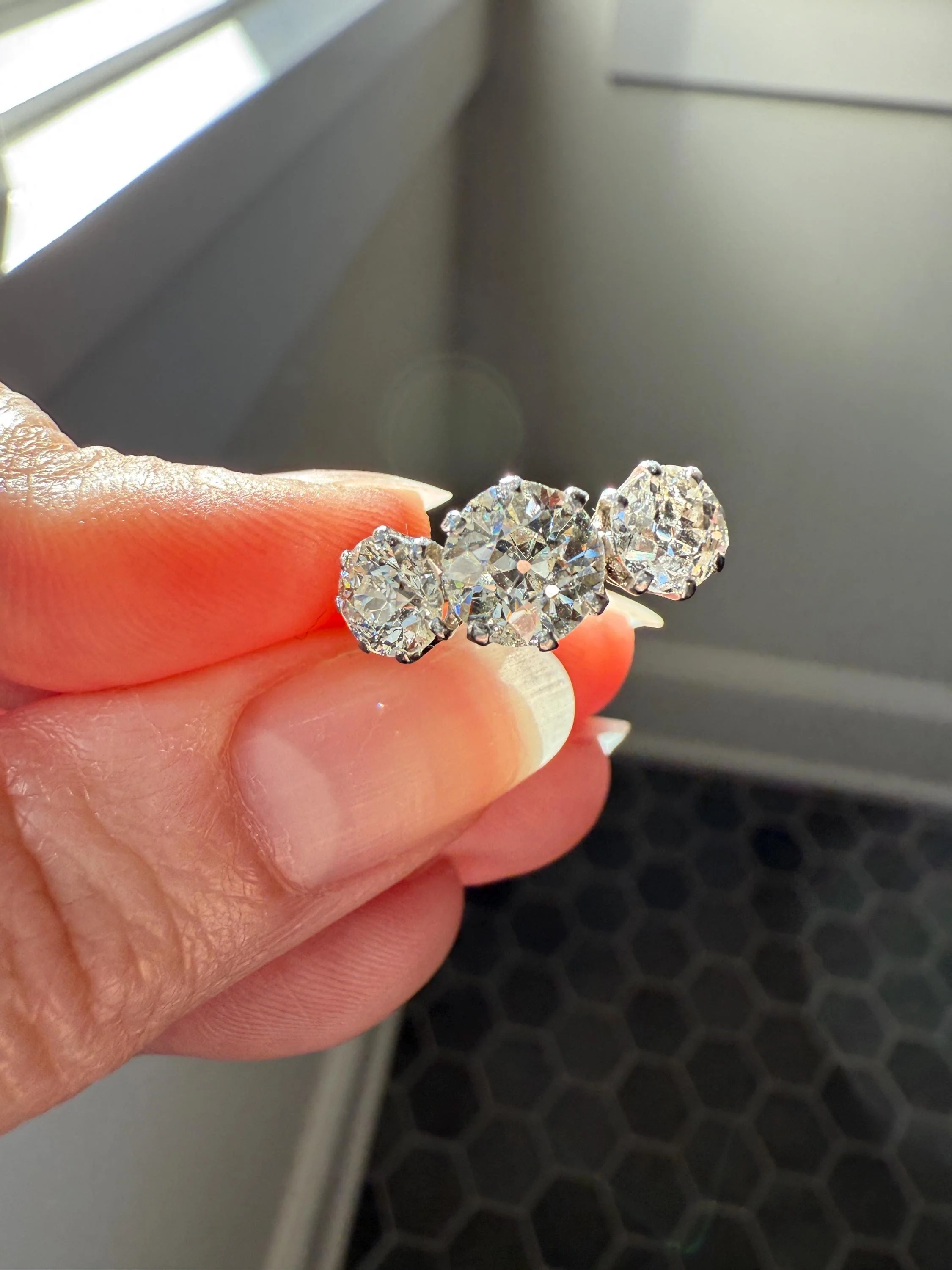 Antique Three Stone 2.3 Carats Old Mine Cut DiAMOND Ring 18k GOLD Platinum Chunky Tall Stacker Stackable Band 2.3Ctw OMC - Image 17