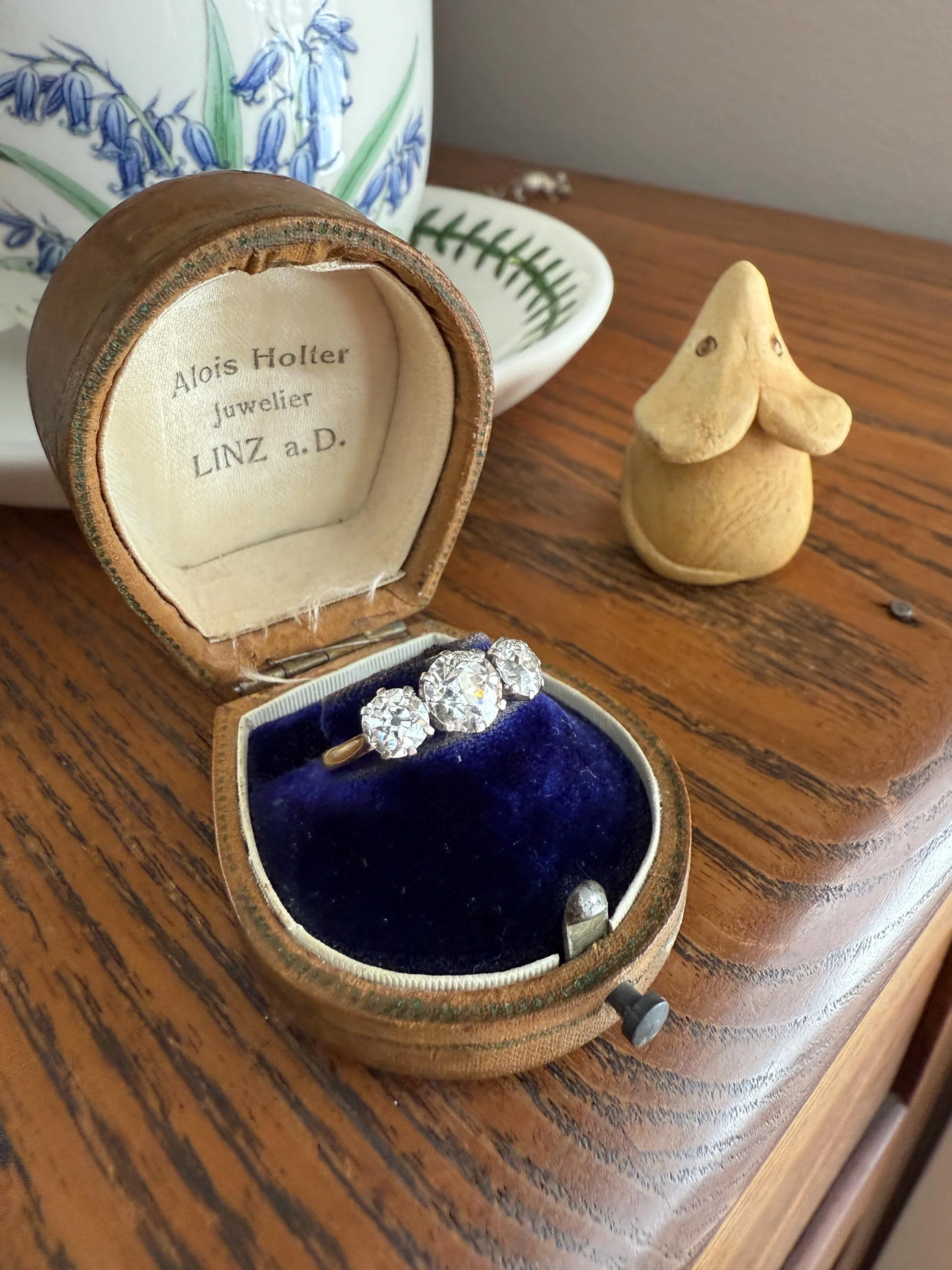 Antique Three Stone 2.3 Carats Old Mine Cut DiAMOND Ring 18k GOLD Platinum Chunky Tall Stacker Stackable Band 2.3Ctw OMC - Image 8