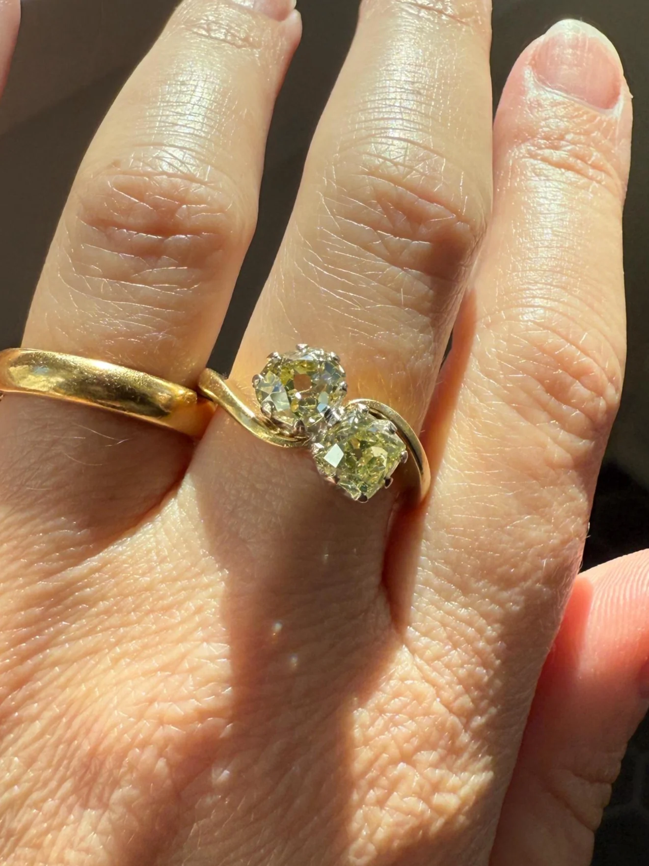 Antique Toi et Moi 2.1 CARAT Old Mine Cut DIAMOND Fancy Light Yellow Chunky 2 Stone Ring 18k Gold Angled Swirl Band Stacker c1901 Victorian - Image 13