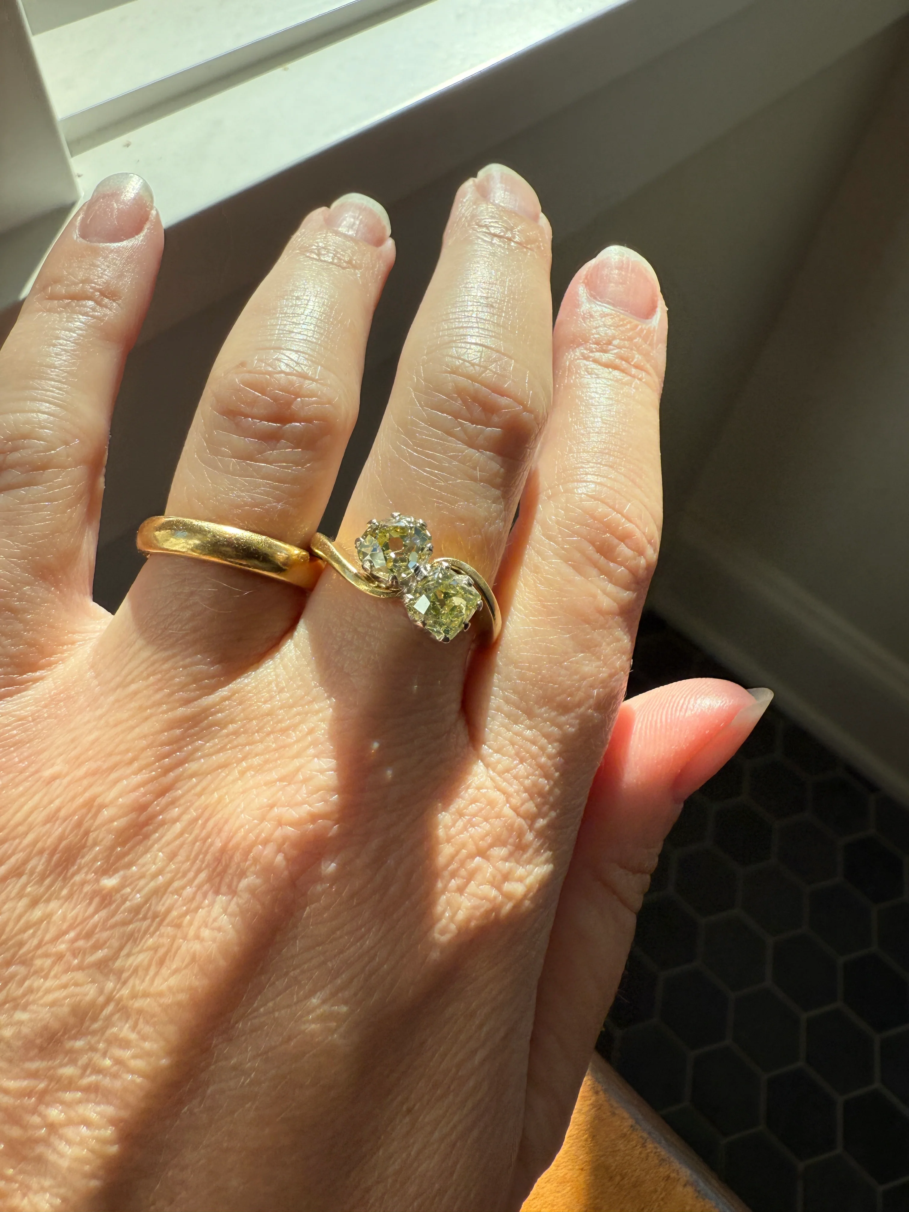 Antique Toi et Moi 2.1 CARAT Old Mine Cut DIAMOND Fancy Light Yellow Chunky 2 Stone Ring 18k Gold Angled Swirl Band Stacker c1901 Victorian - Image 21