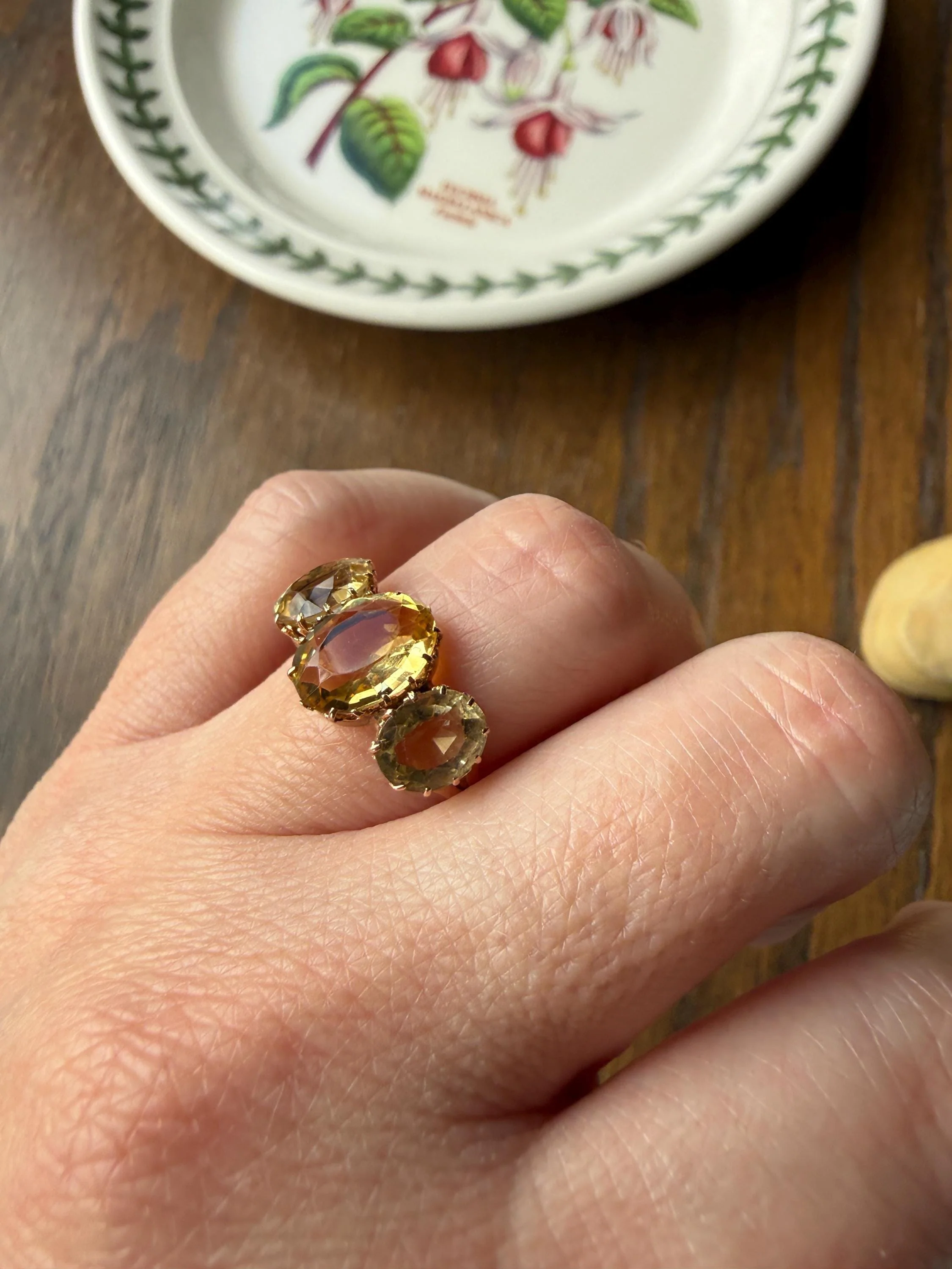 ANTIQUE Victorian Sunny Yellow 3.4 Carats Old Cut Natural Citrine Three Stone Band French Ring 18k Gold Oval Classic Crown Prong Setting - Image 11