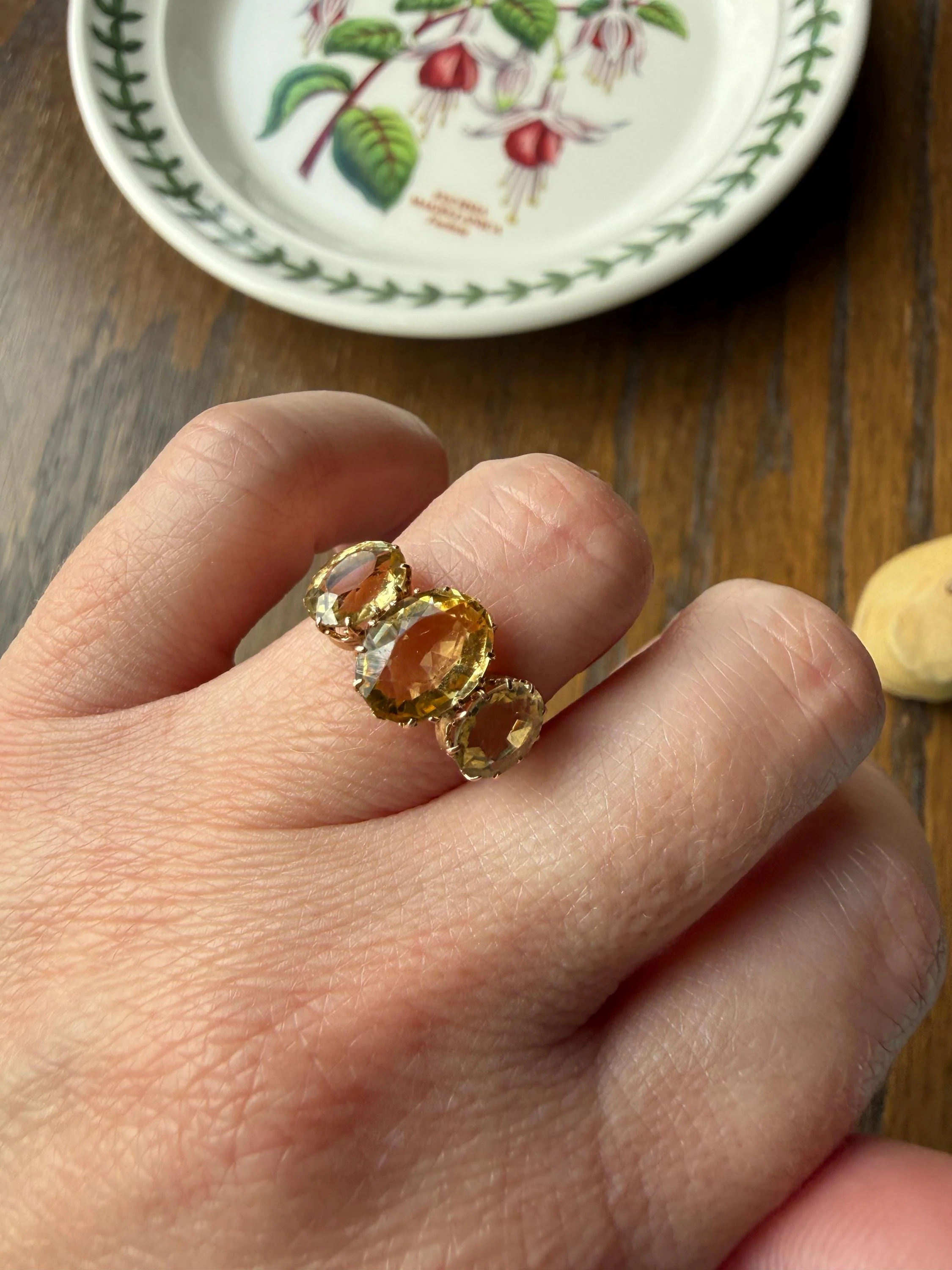 ANTIQUE Victorian Sunny Yellow 3.4 Carats Old Cut Natural Citrine Three Stone Band French Ring 18k Gold Oval Classic Crown Prong Setting - Image 13