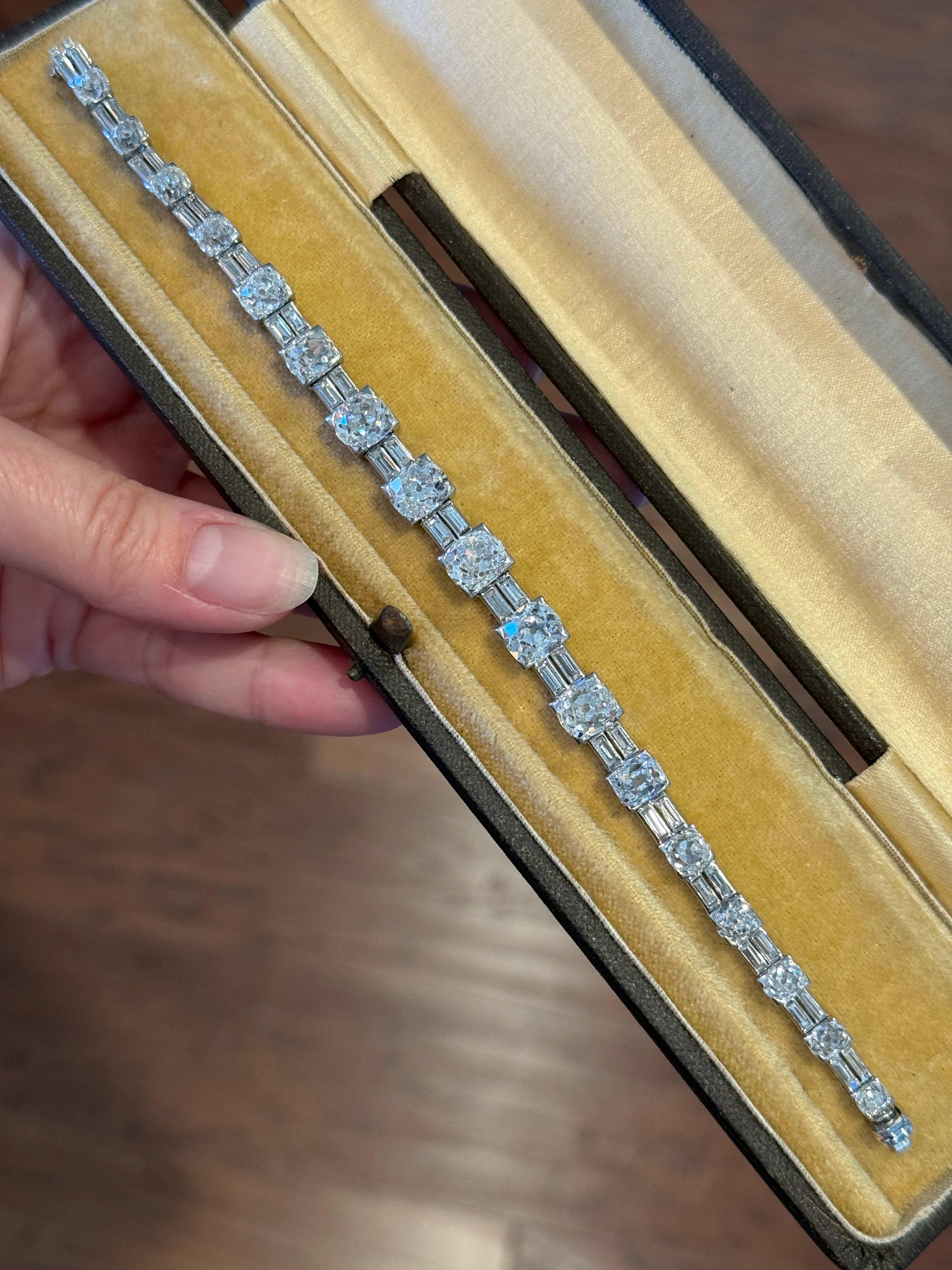 Art Deco 22 CARATS Old Mine Cut DIAMOND Baguette Spacers Tennis Line Bracelet Boxed French Antique 18k White Gold Wriststack OMC Eye Clean - Image 21